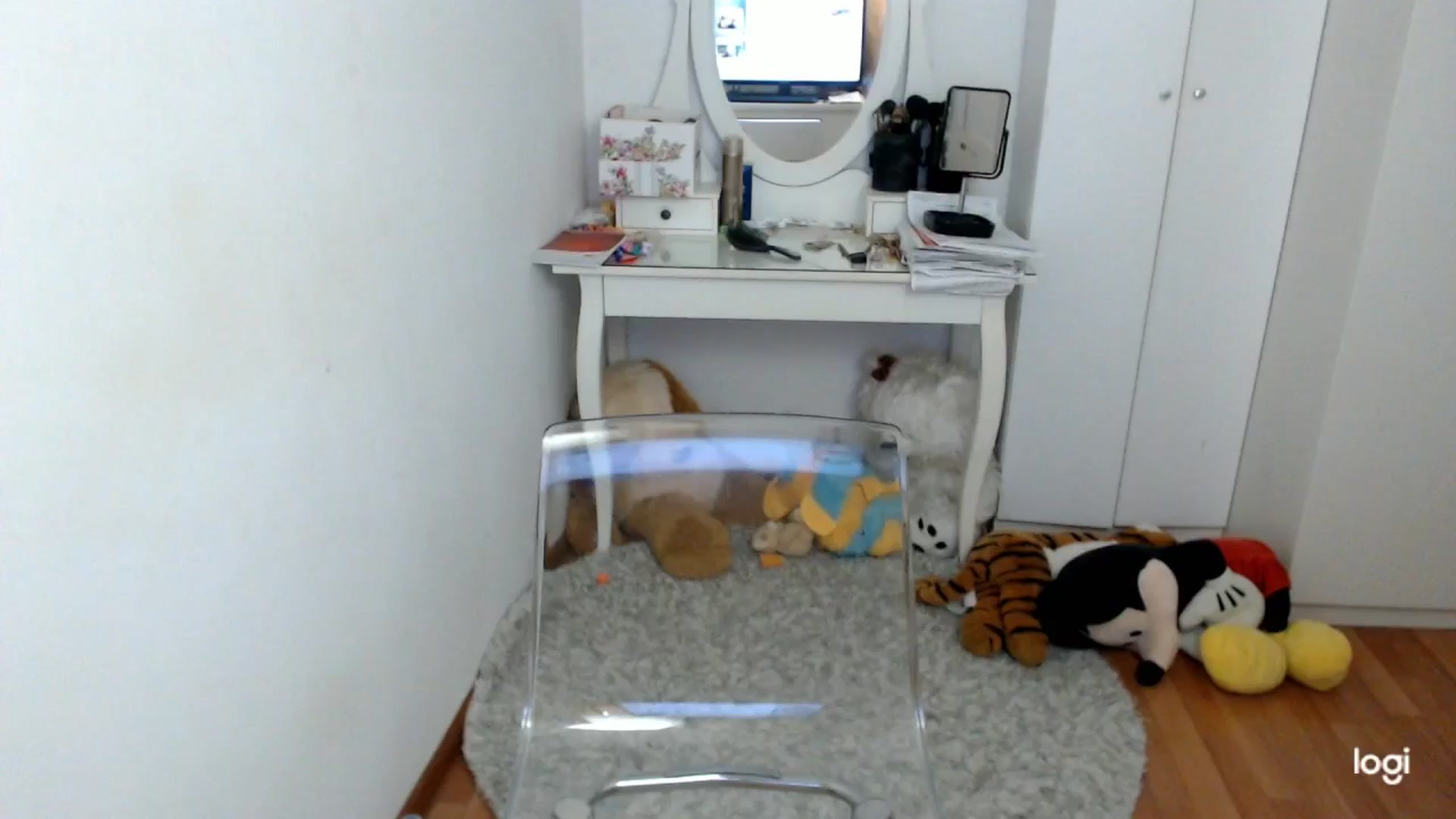 Gallery image thumbnail from SpringJewel's myfreecams stream on, 03/12/2026, 08:49 image 17 of 20