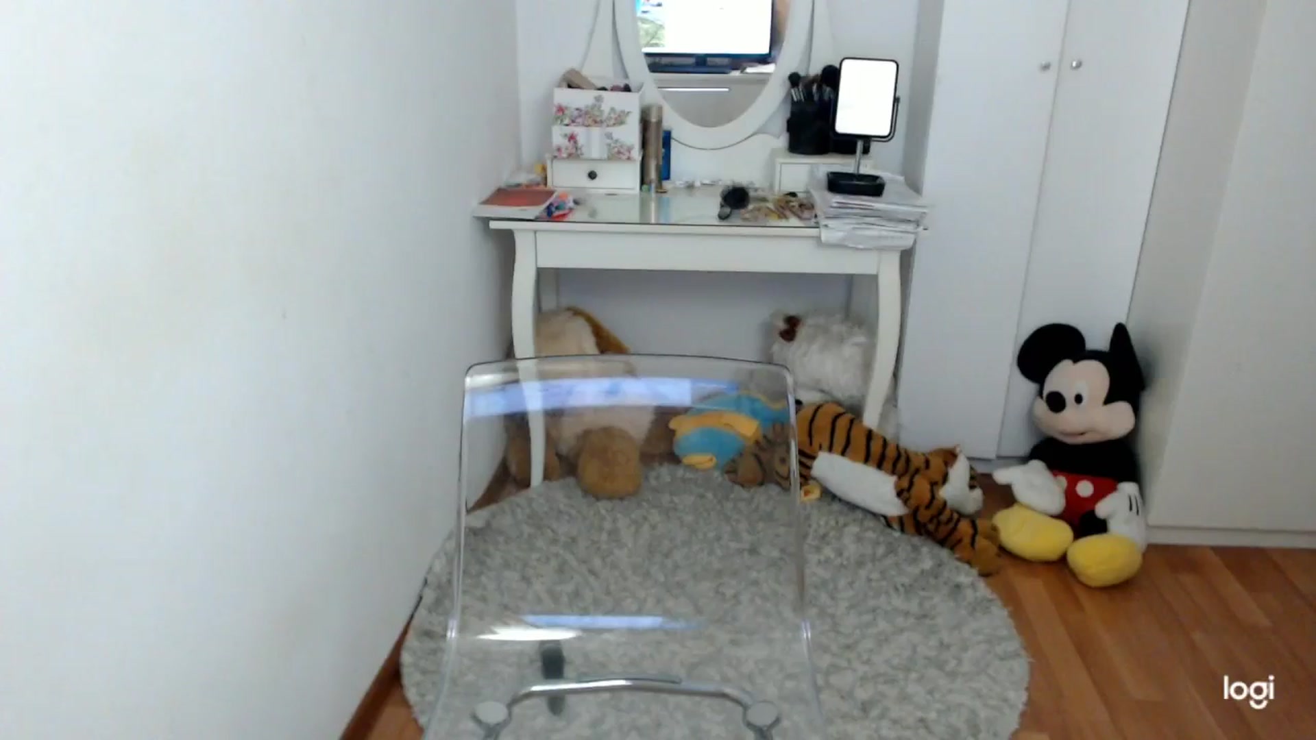 Gallery image thumbnail from SpringJewel's myfreecams stream on, 03/17/2026, 08:53 image 6 of 20