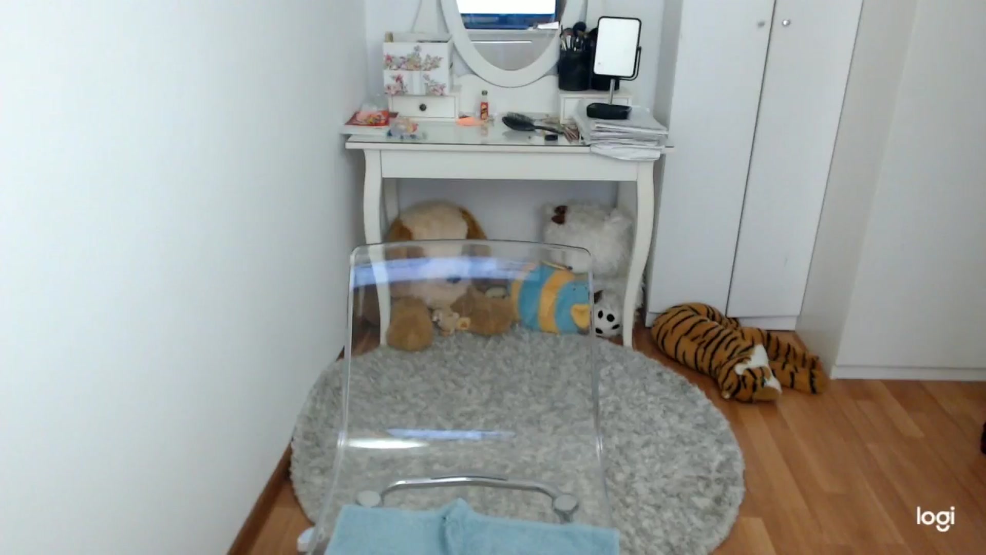 Gallery image thumbnail from SpringJewel's myfreecams stream on, 04/01/2026, 08:02 image 8 of 20