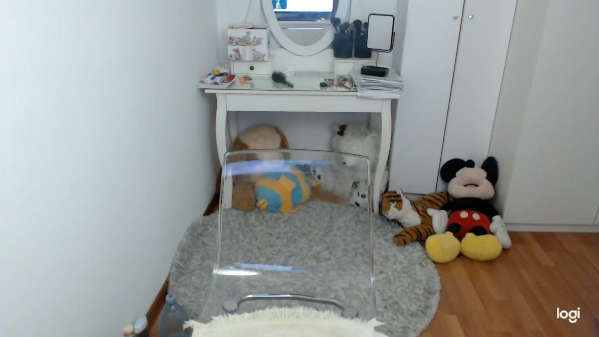 Gallery image thumbnail from SpringJewel's myfreecams stream on, 04/19/2026, 08:31 image 15 of 20