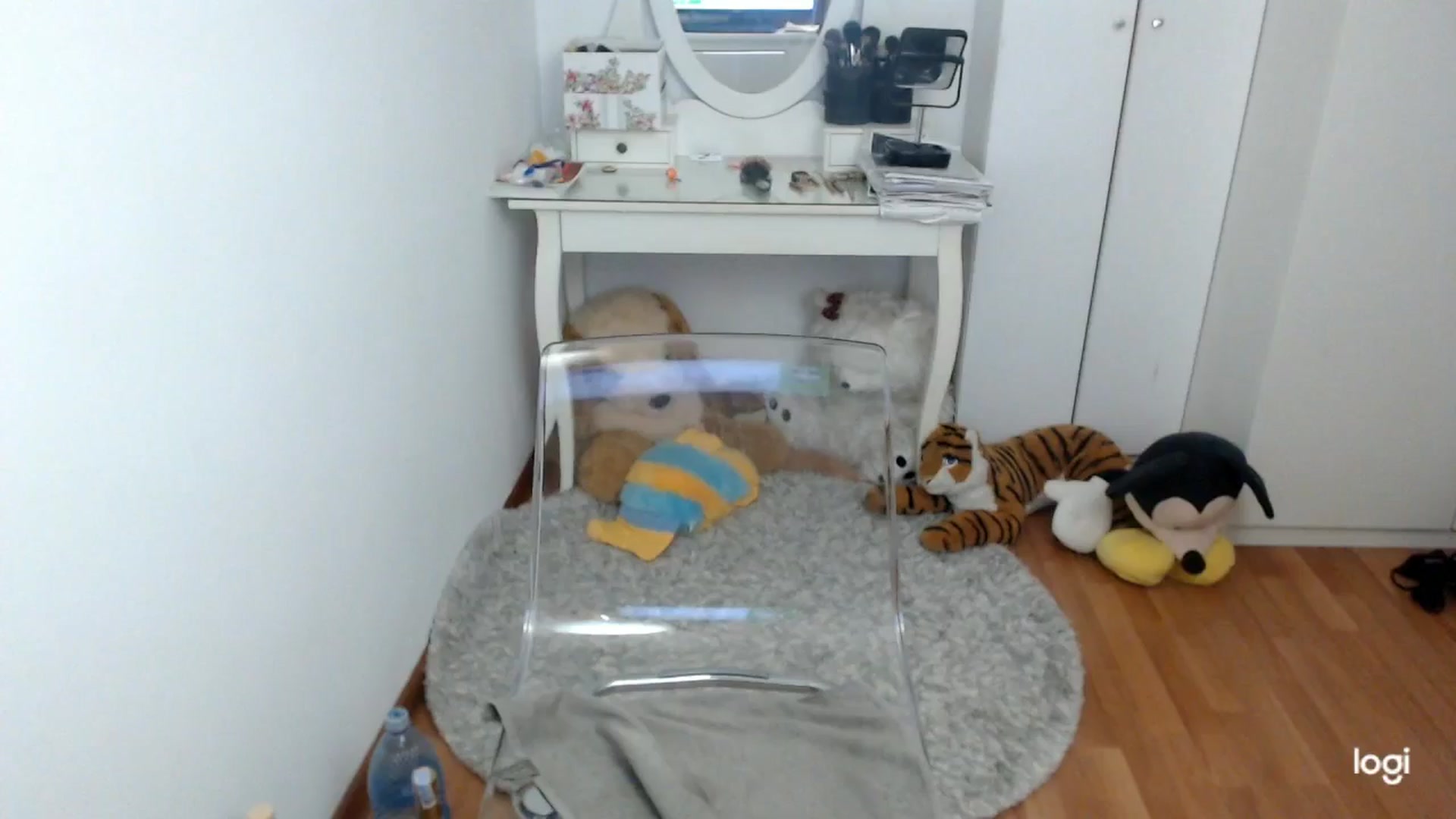 Gallery image thumbnail from SpringJewel's myfreecams stream on, 04/22/2026, 08:26 image 15 of 20