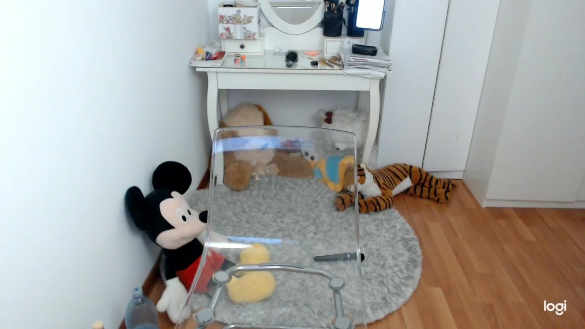 Gallery image thumbnail from SpringJewel's myfreecams stream on, 04/29/2026, 08:14 image 17 of 20