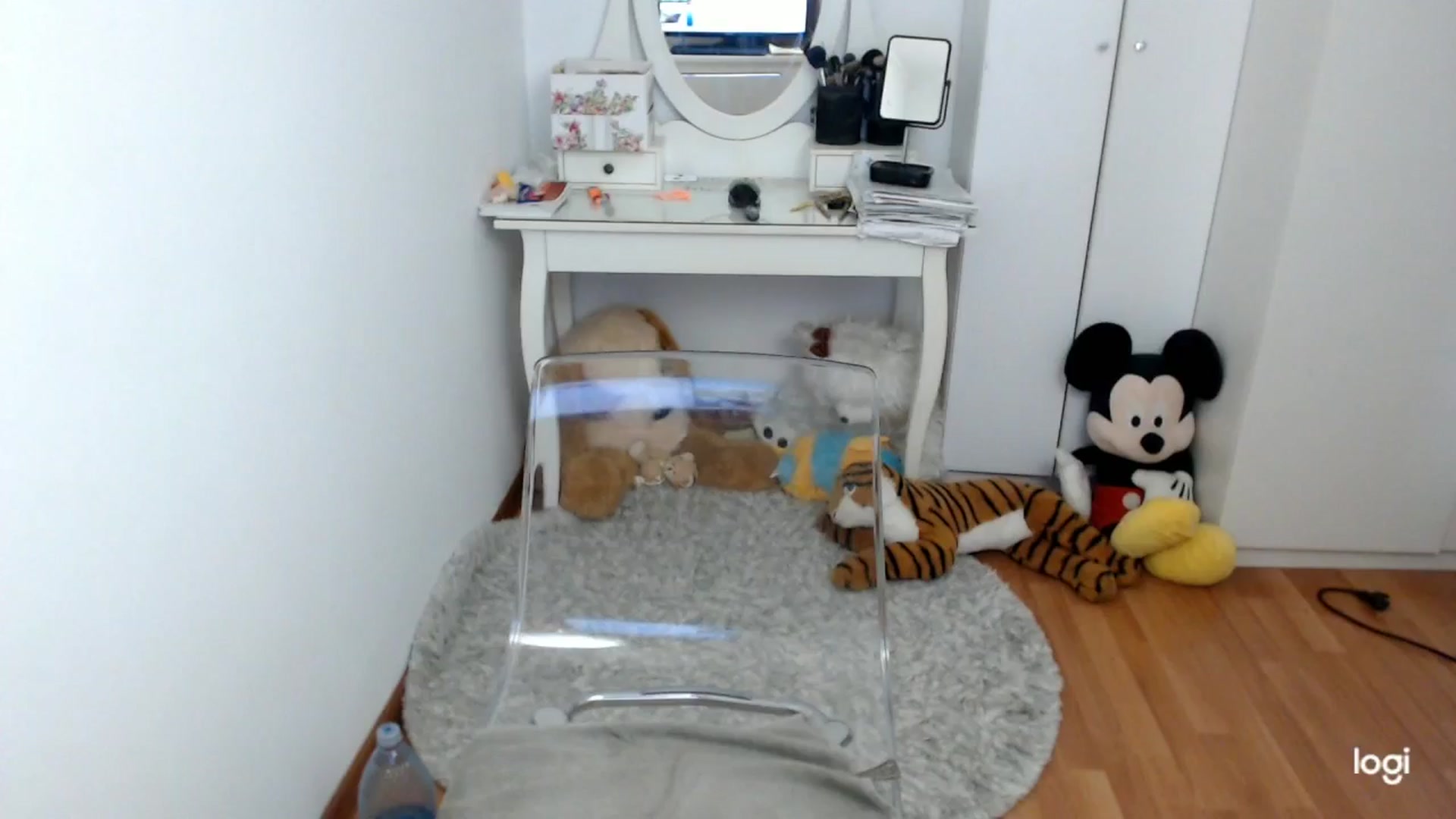 Gallery image thumbnail from SpringJewel's myfreecams stream on, 04/30/2026, 08:09 image 18 of 20