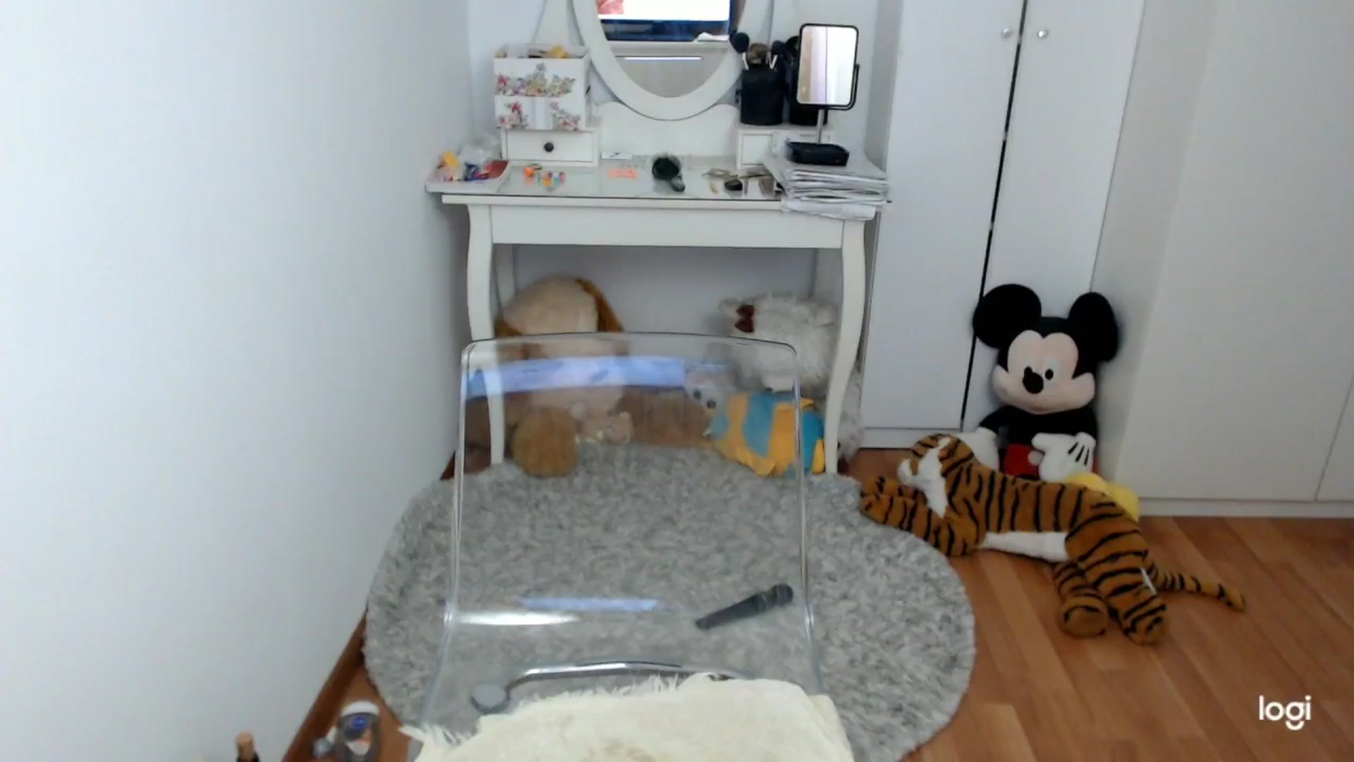 Gallery image thumbnail from SpringJewel's myfreecams stream on, 05/03/2026, 08:36 image 12 of 20