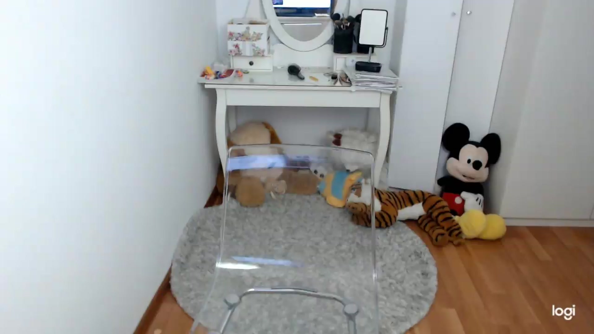 Gallery image thumbnail from SpringJewel's myfreecams stream on, 05/06/2026, 08:25 image 2 of 20