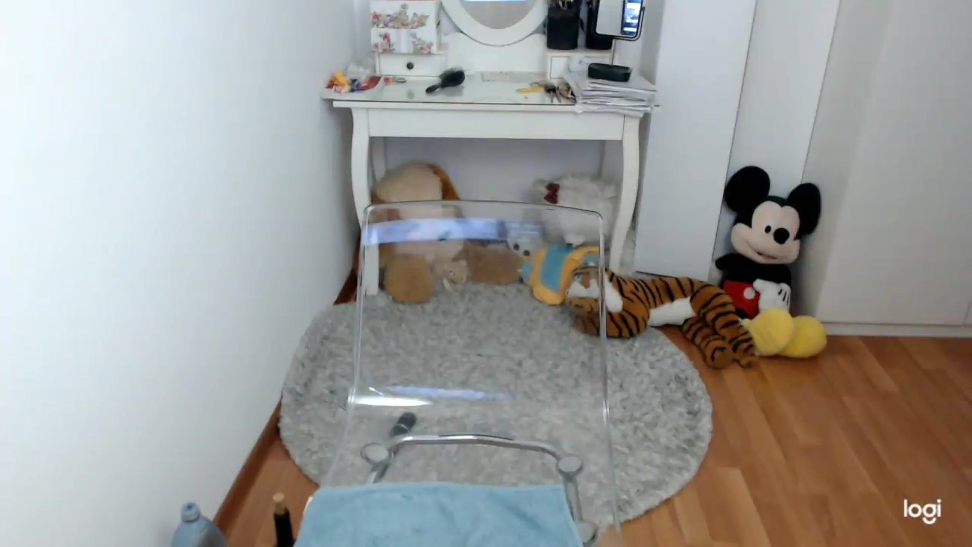 Gallery image thumbnail from SpringJewel's myfreecams stream on, 05/06/2026, 08:25 image 11 of 20