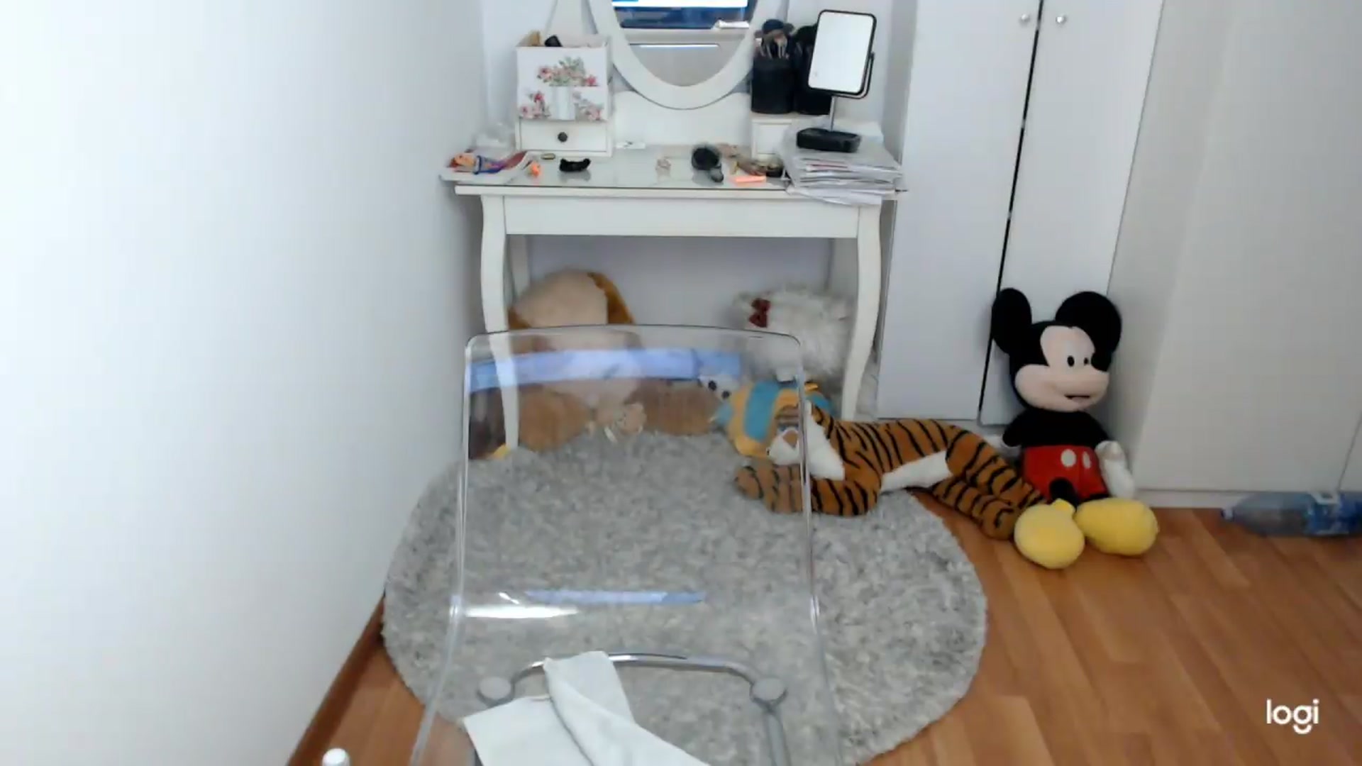 Gallery image thumbnail from SpringJewel's myfreecams stream on, 05/10/2026, 08:28 image 13 of 20