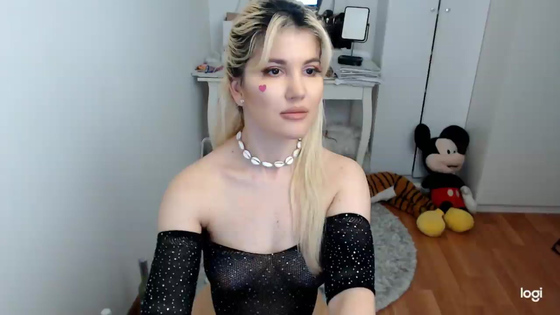 Gallery image thumbnail from SpringJewel's myfreecams stream on, 05/12/2026, 08:26 image 8 of 20