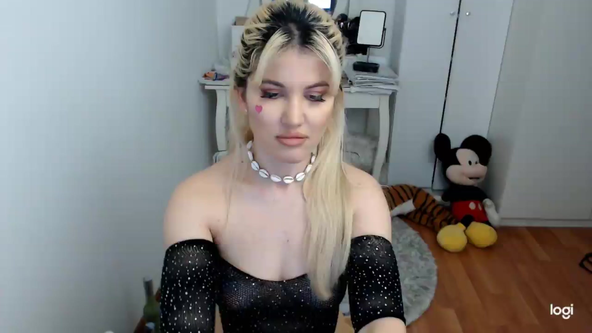 Gallery image thumbnail from SpringJewel's myfreecams stream on, 05/12/2026, 08:26 image 7 of 20