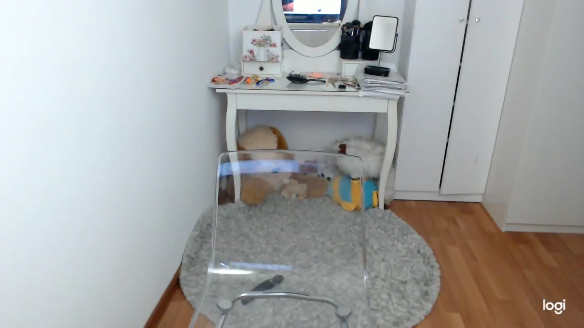 Gallery image thumbnail from SpringJewel's myfreecams stream on, 05/18/2026, 08:19 image 20 of 20