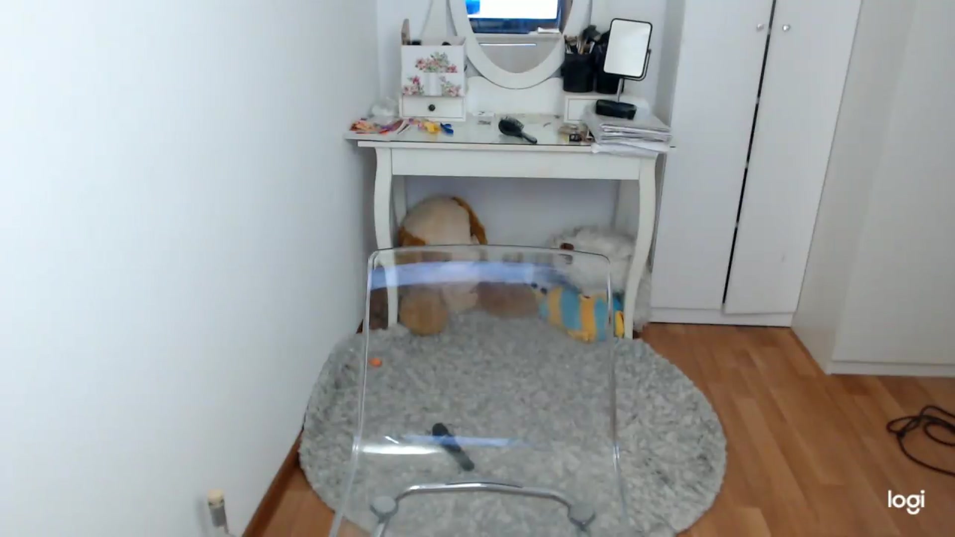 Gallery image thumbnail from SpringJewel's myfreecams stream on, 05/20/2026, 08:23 image 12 of 20
