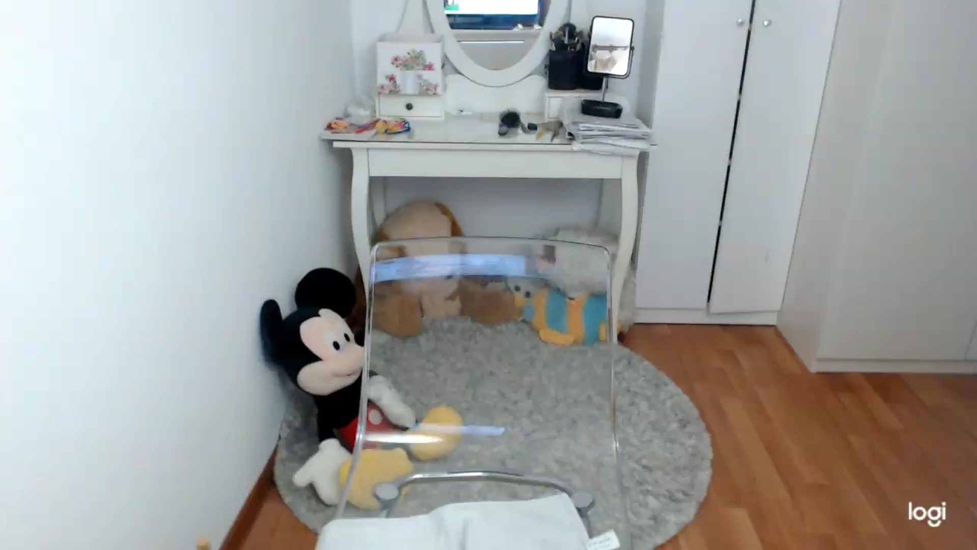 Gallery image thumbnail from SpringJewel's myfreecams stream on, 05/23/2026, 09:30 image 1 of 20
