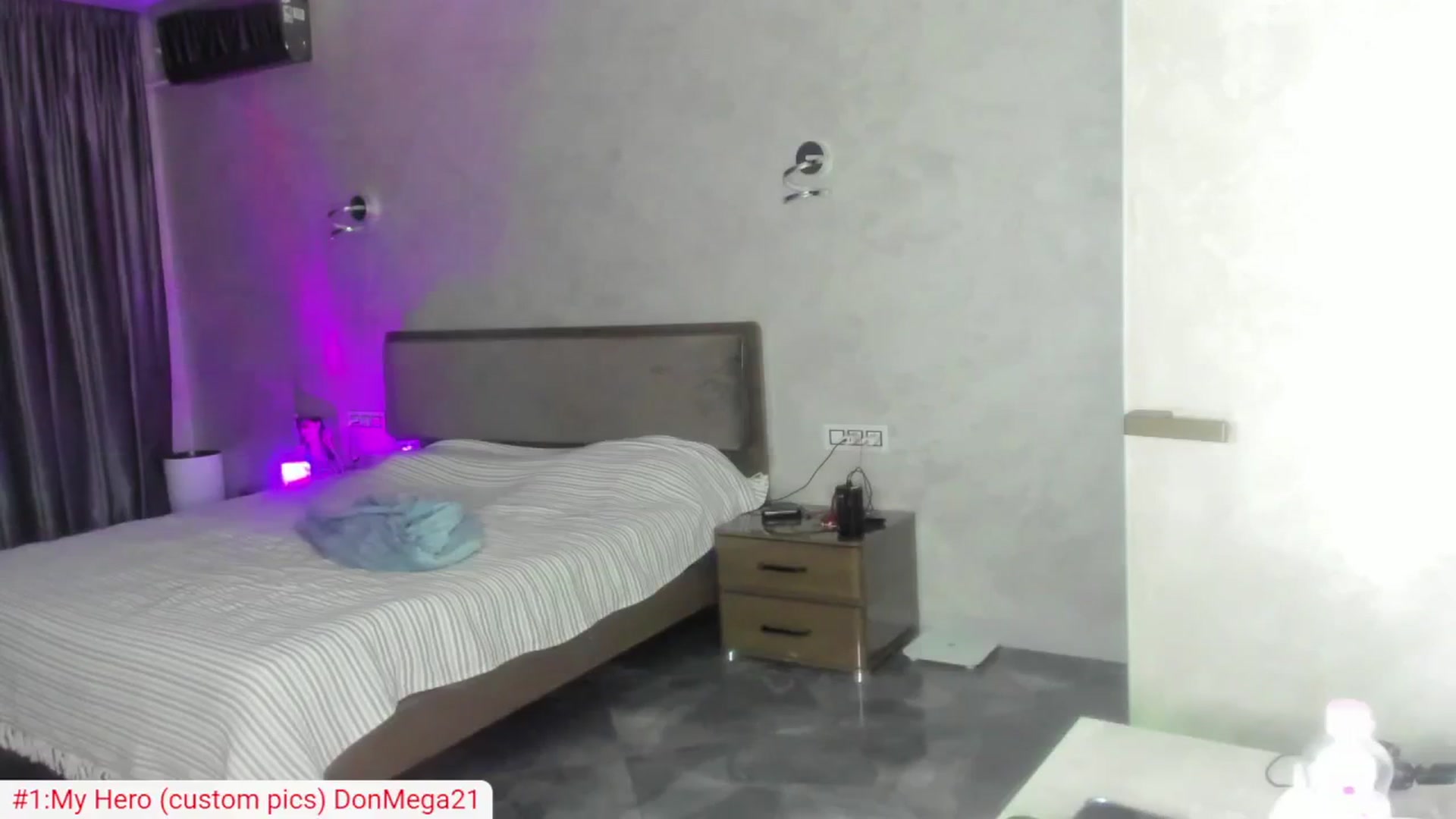 Gallery image thumbnail from SpringK's myfreecams stream on, 04/30/2025, 20:50 image 9 of 20