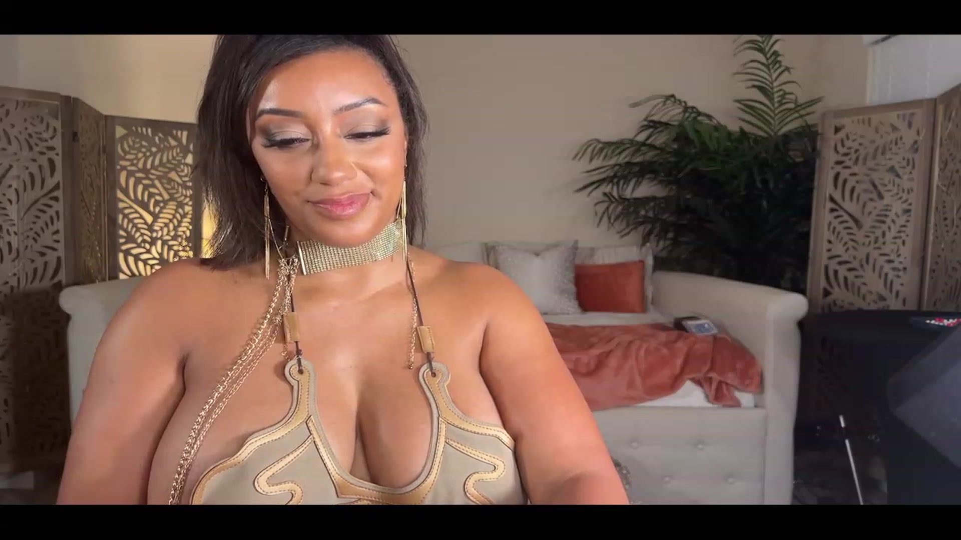 Gallery image thumbnail from Spring_Ari's myfreecams stream on, 05/05/2023, 06:09 image 20 of 20