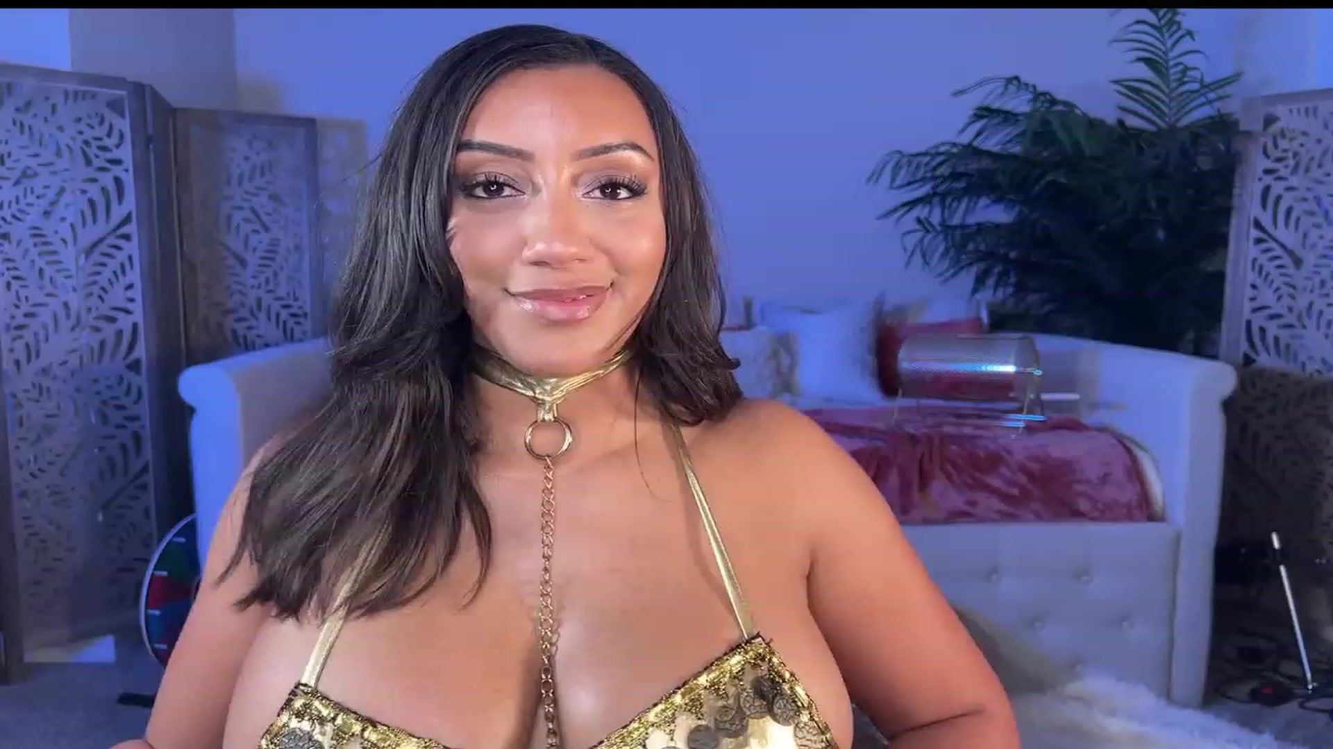 Gallery image thumbnail from Spring_Ari's myfreecams stream on, 07/06/2023, 03:12 image 15 of 20