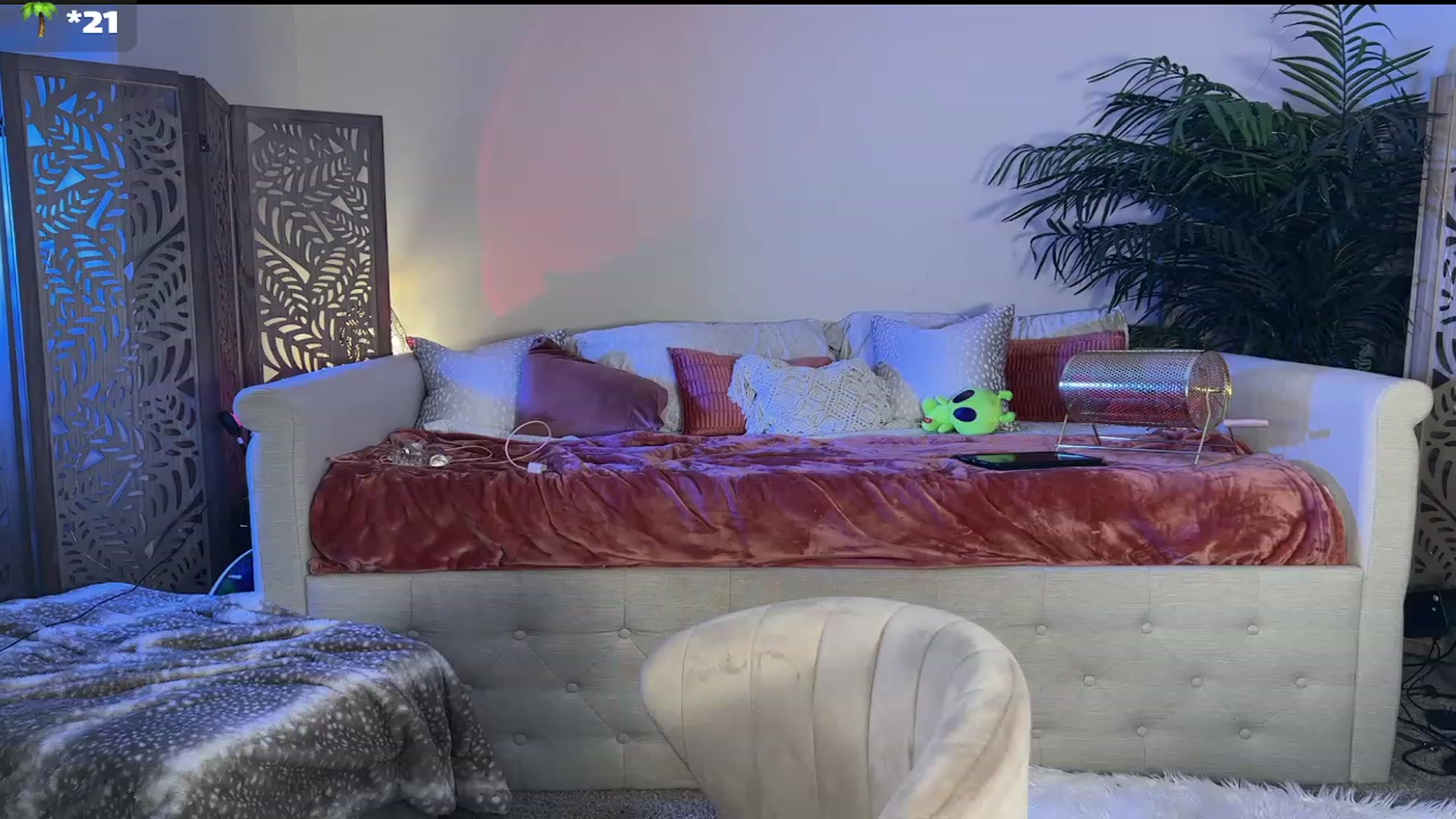 Gallery image thumbnail from Spring_Ari's myfreecams stream on, 07/10/2023, 06:02 image 7 of 20