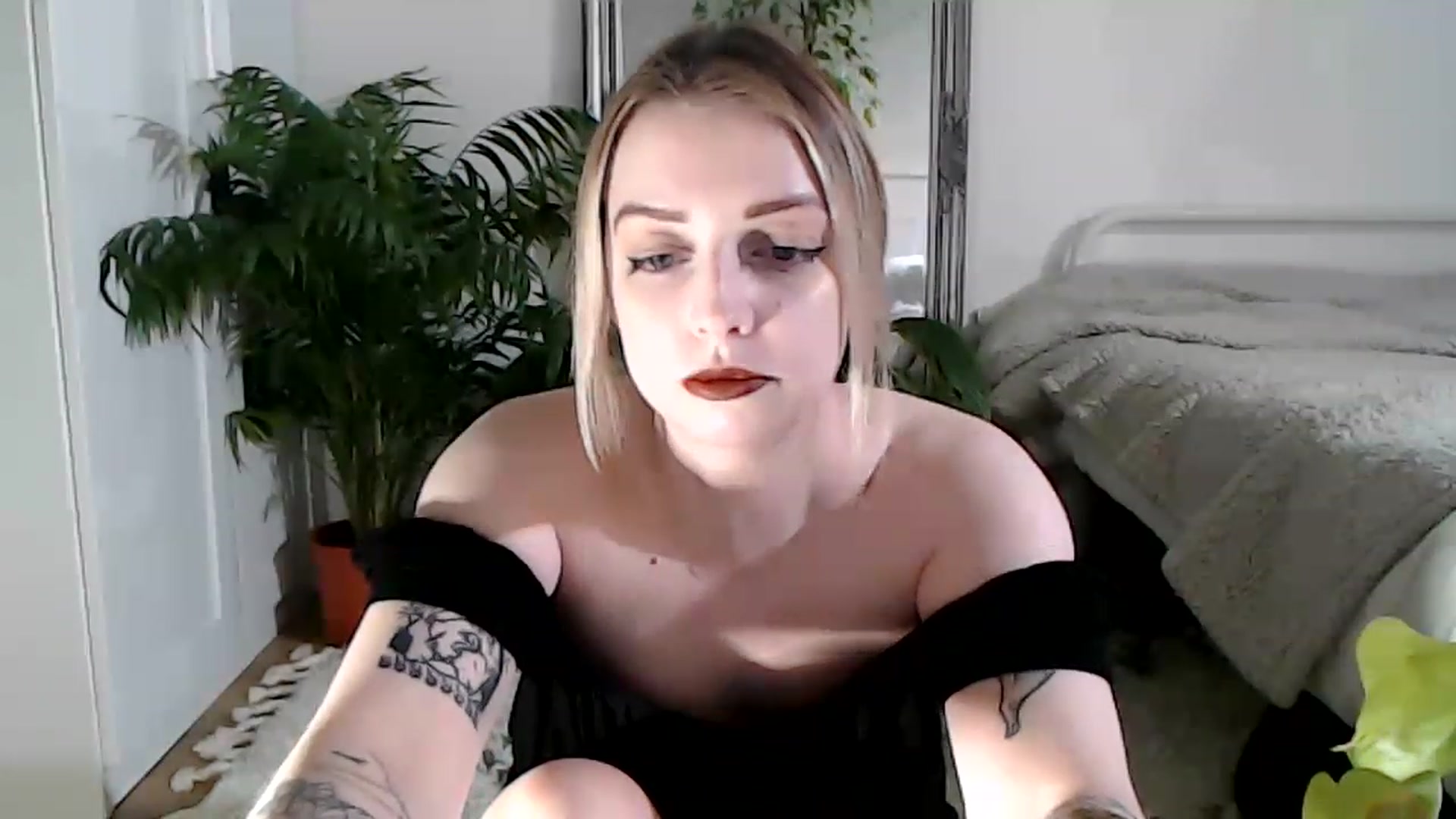 Gallery image thumbnail from Spring__'s myfreecams stream on, 01/19/2023, 18:33 image 12 of 20