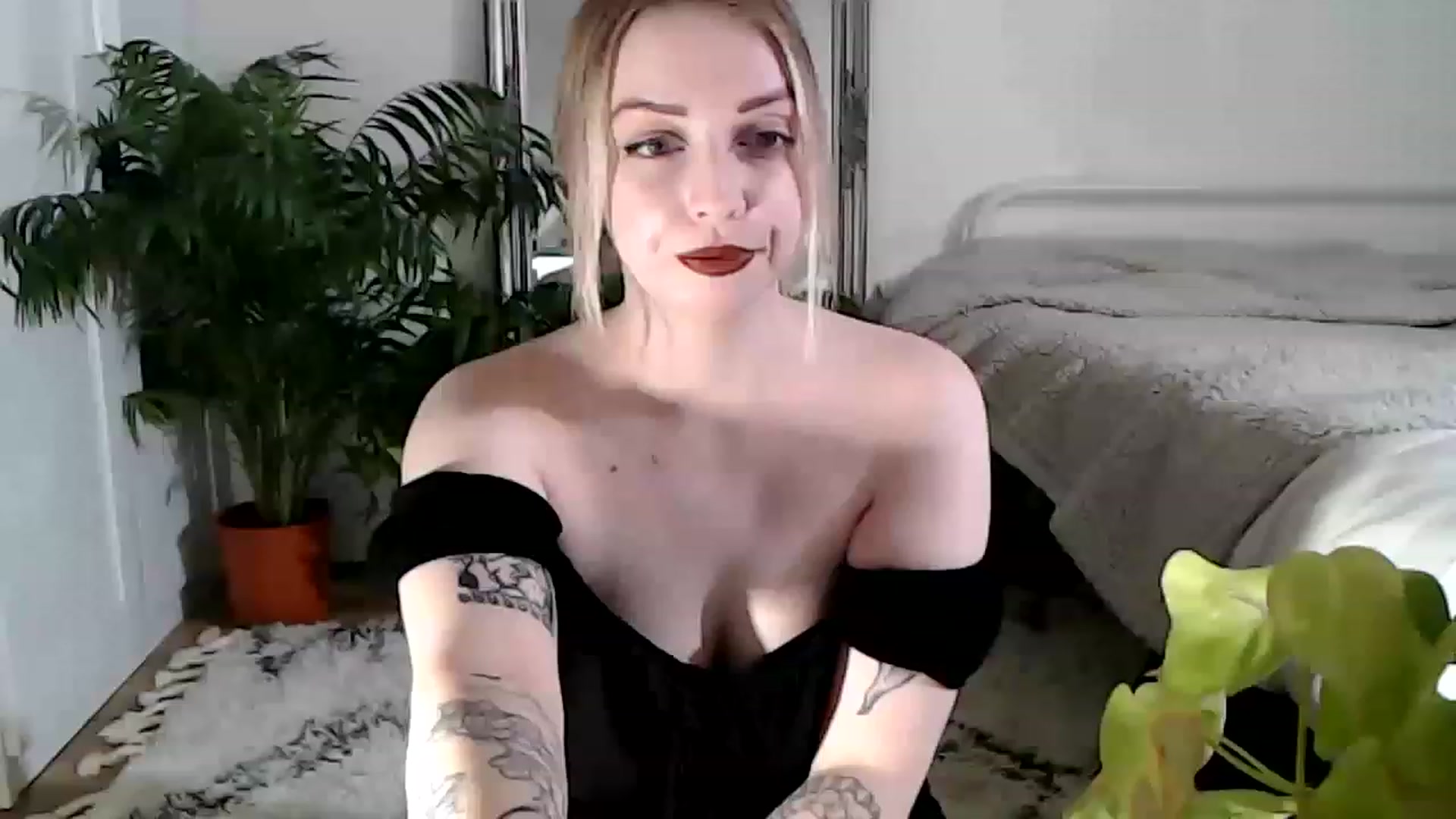 Gallery image thumbnail from Spring__'s myfreecams stream on, 01/19/2023, 18:33 image 5 of 20
