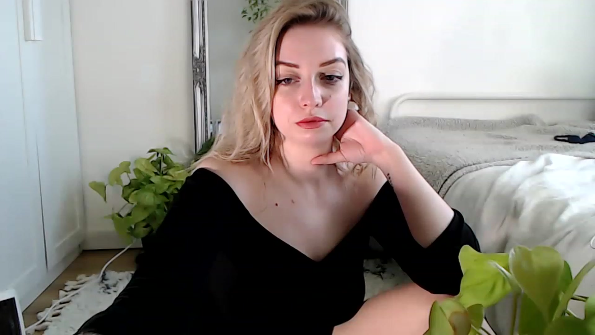Gallery image thumbnail from Spring__'s myfreecams stream on, 01/21/2023, 13:50 image 16 of 20