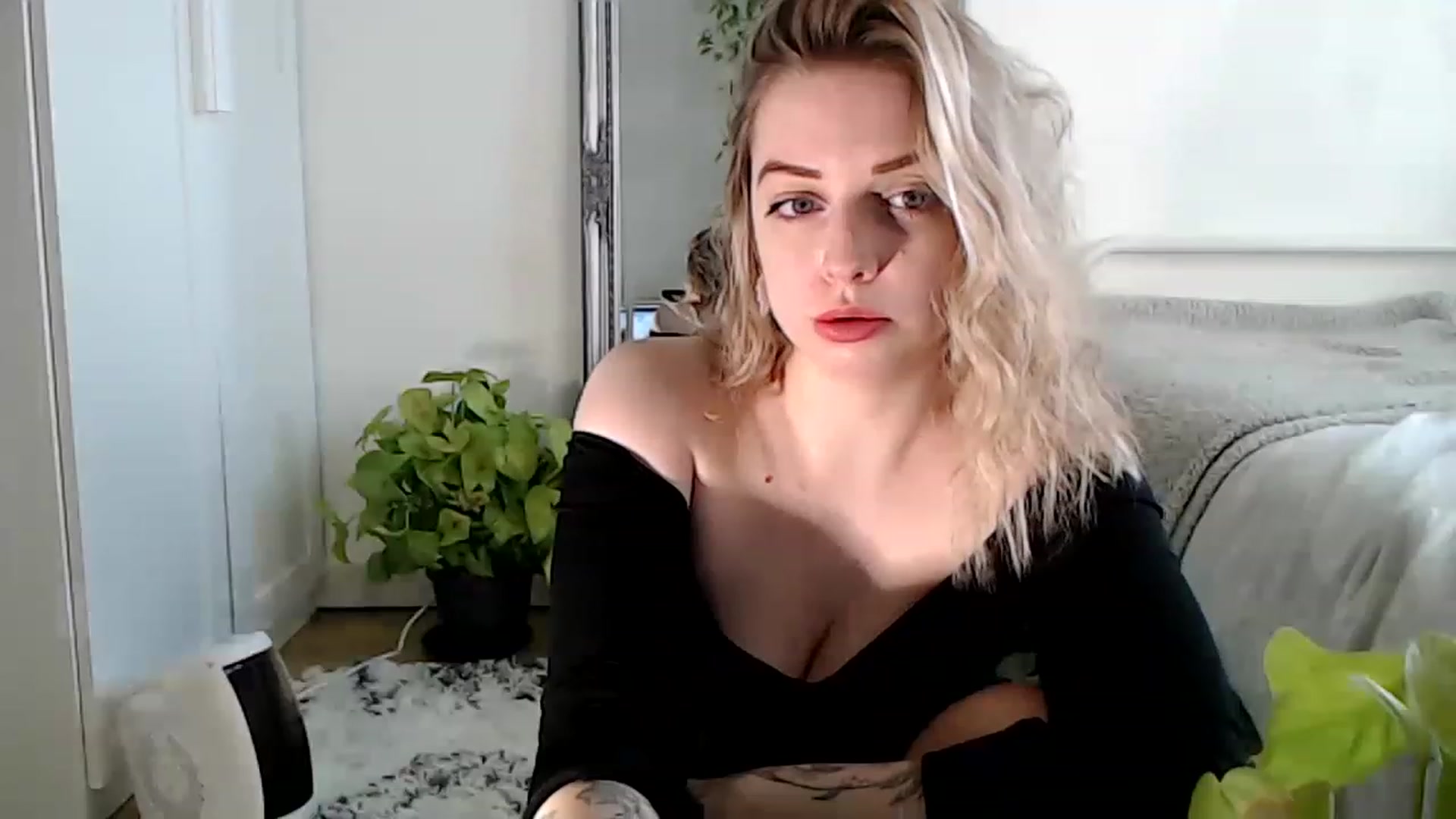 Gallery image thumbnail from Spring__'s myfreecams stream on, 01/21/2023, 13:50 image 2 of 20