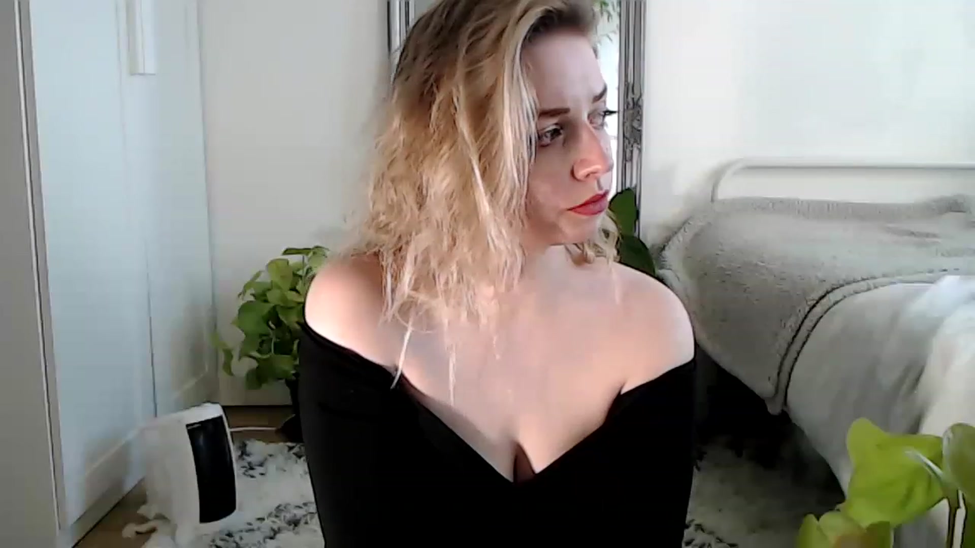 Gallery image thumbnail from Spring__'s myfreecams stream on, 01/21/2023, 13:50 image 4 of 20