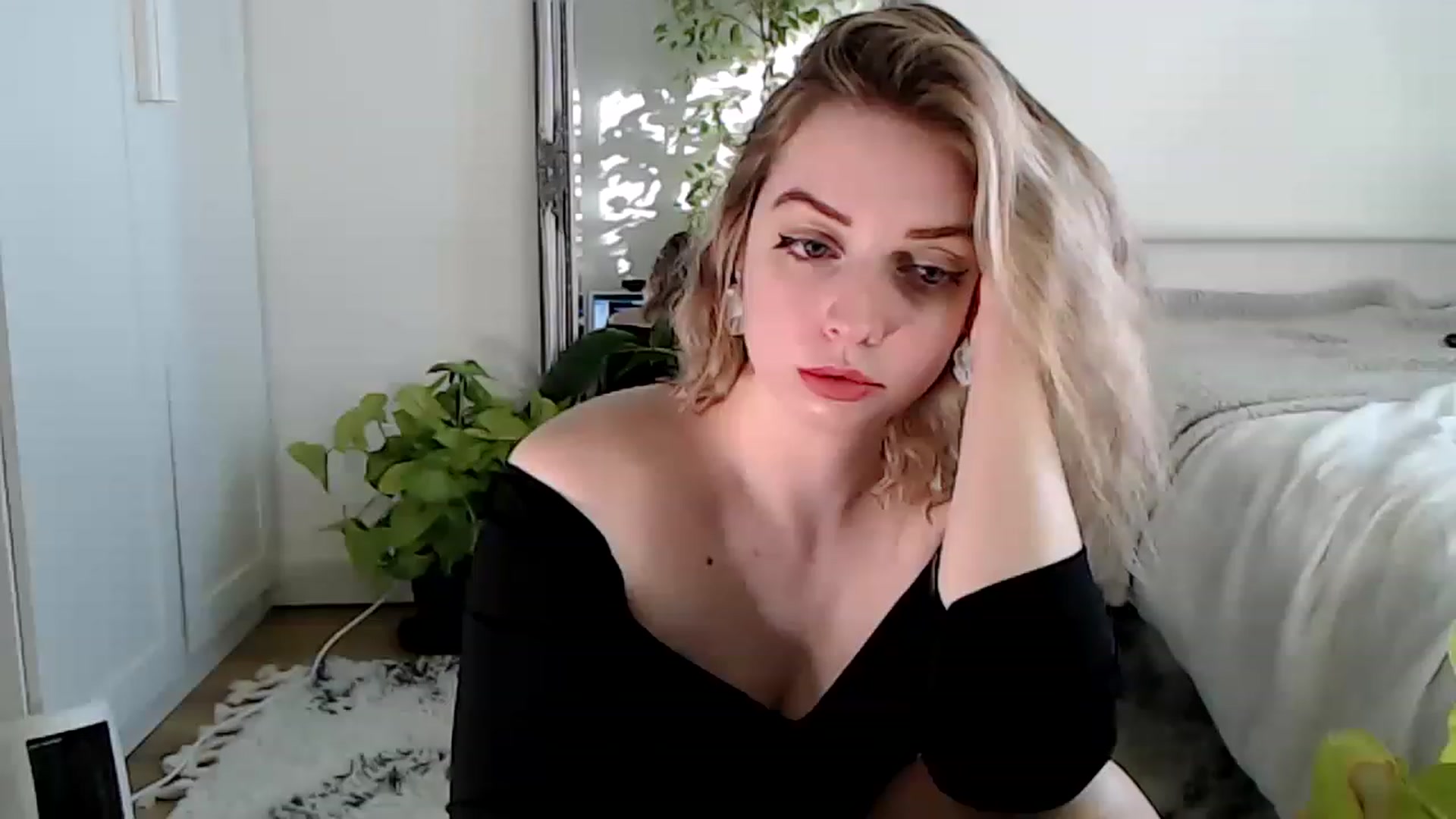 Gallery image thumbnail from Spring__'s myfreecams stream on, 01/21/2023, 14:12 image 13 of 20