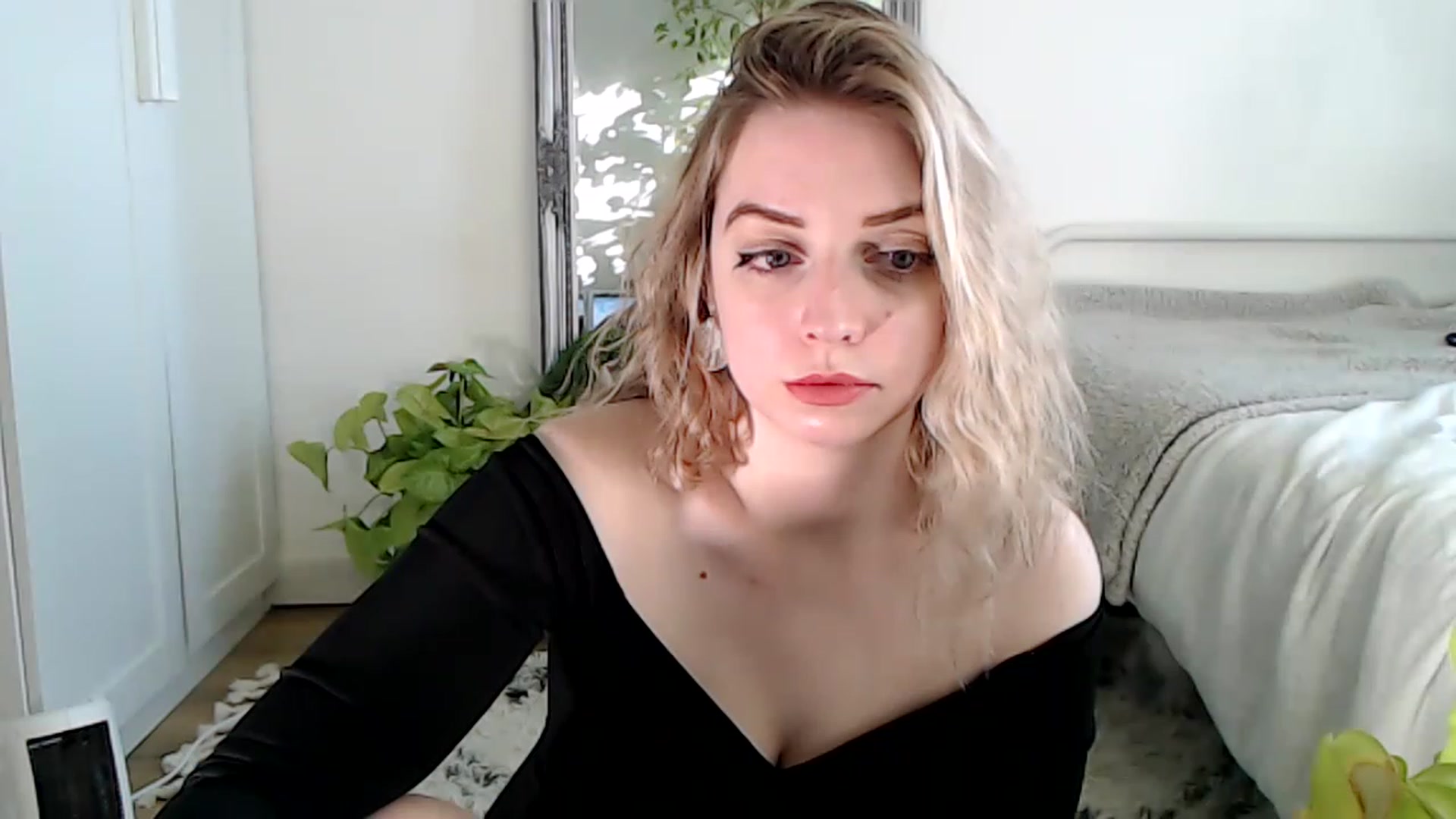 Gallery image thumbnail from Spring__'s myfreecams stream on, 01/21/2023, 14:12 image 18 of 20