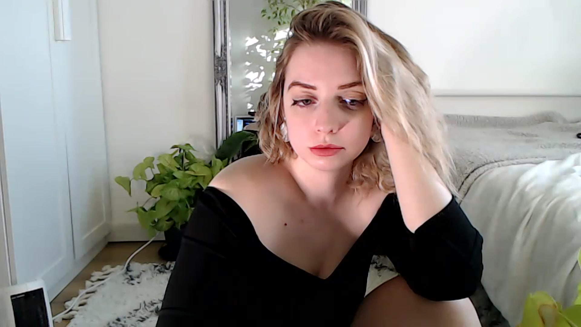 Gallery image thumbnail from Spring__'s myfreecams stream on, 01/21/2023, 14:12 image 10 of 20