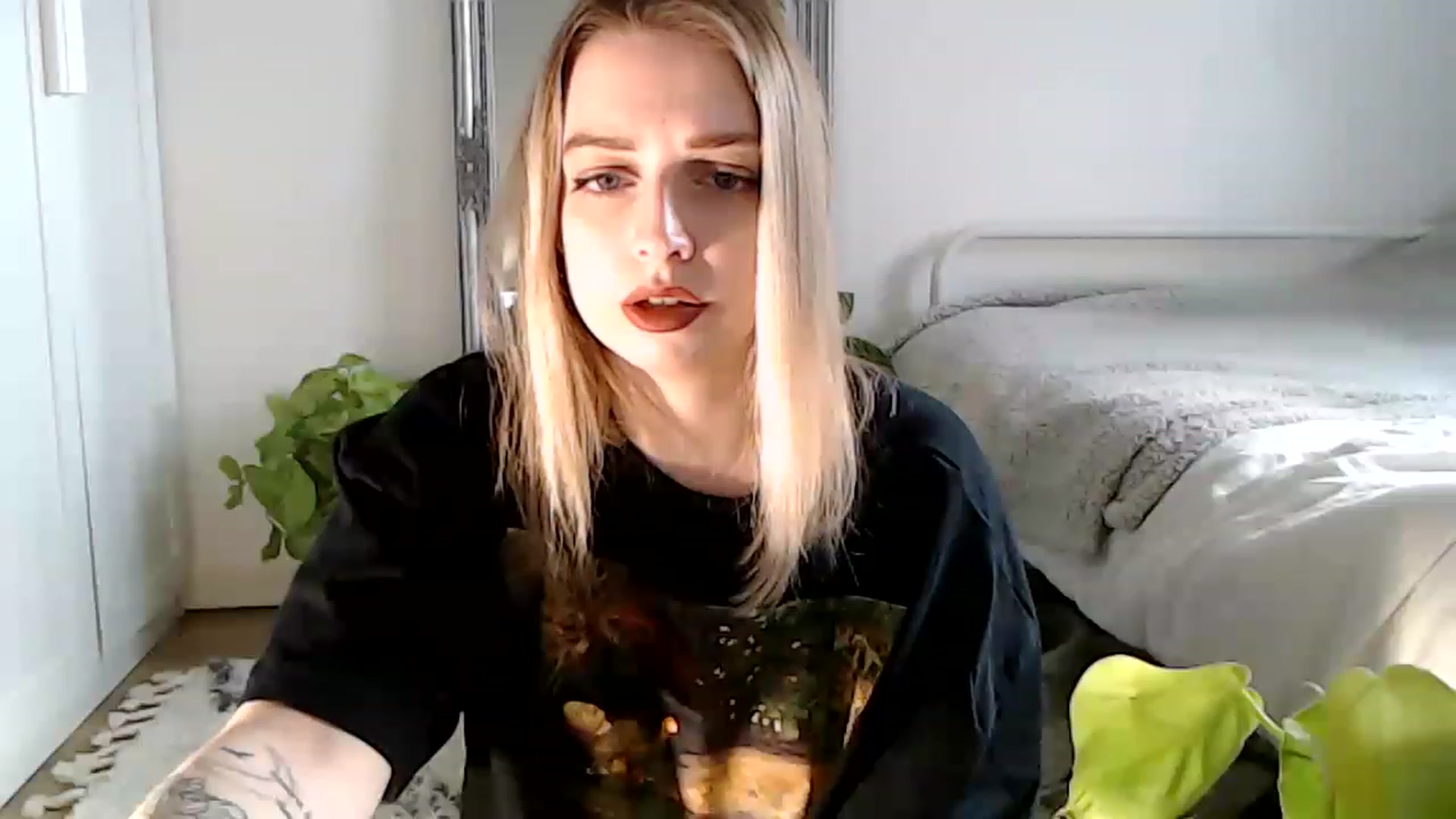 Gallery image thumbnail from Spring__'s myfreecams stream on, 01/27/2023, 14:23 image 11 of 20