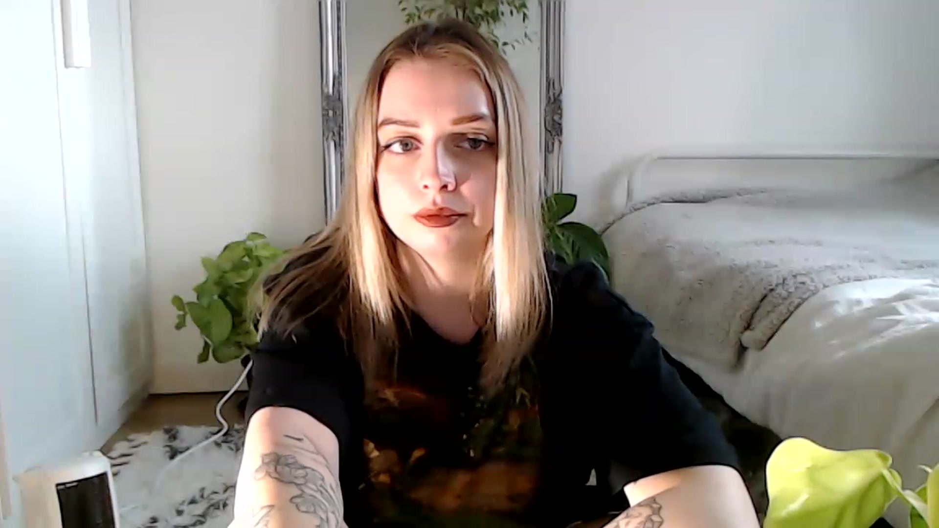 Gallery image thumbnail from Spring__'s myfreecams stream on, 01/27/2023, 15:03 image 12 of 20