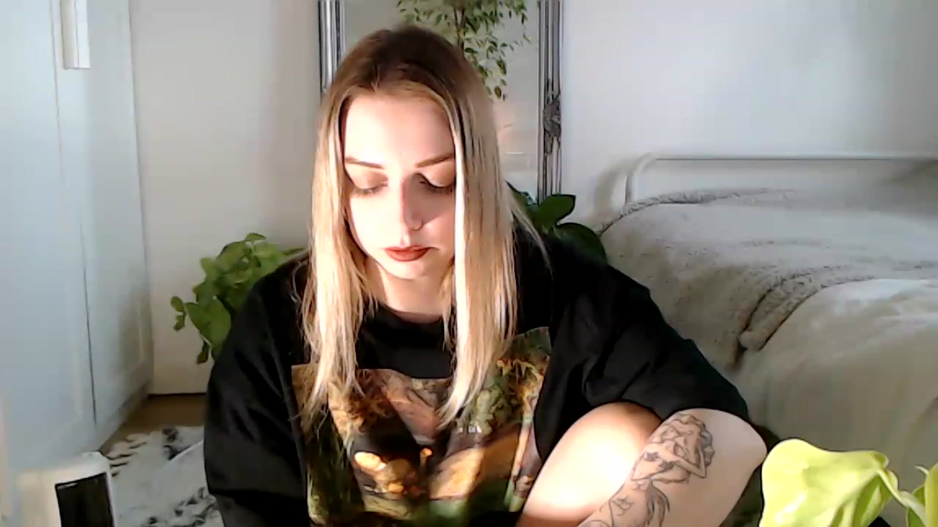 Gallery image thumbnail from Spring__'s myfreecams stream on, 01/27/2023, 15:03 image 6 of 20