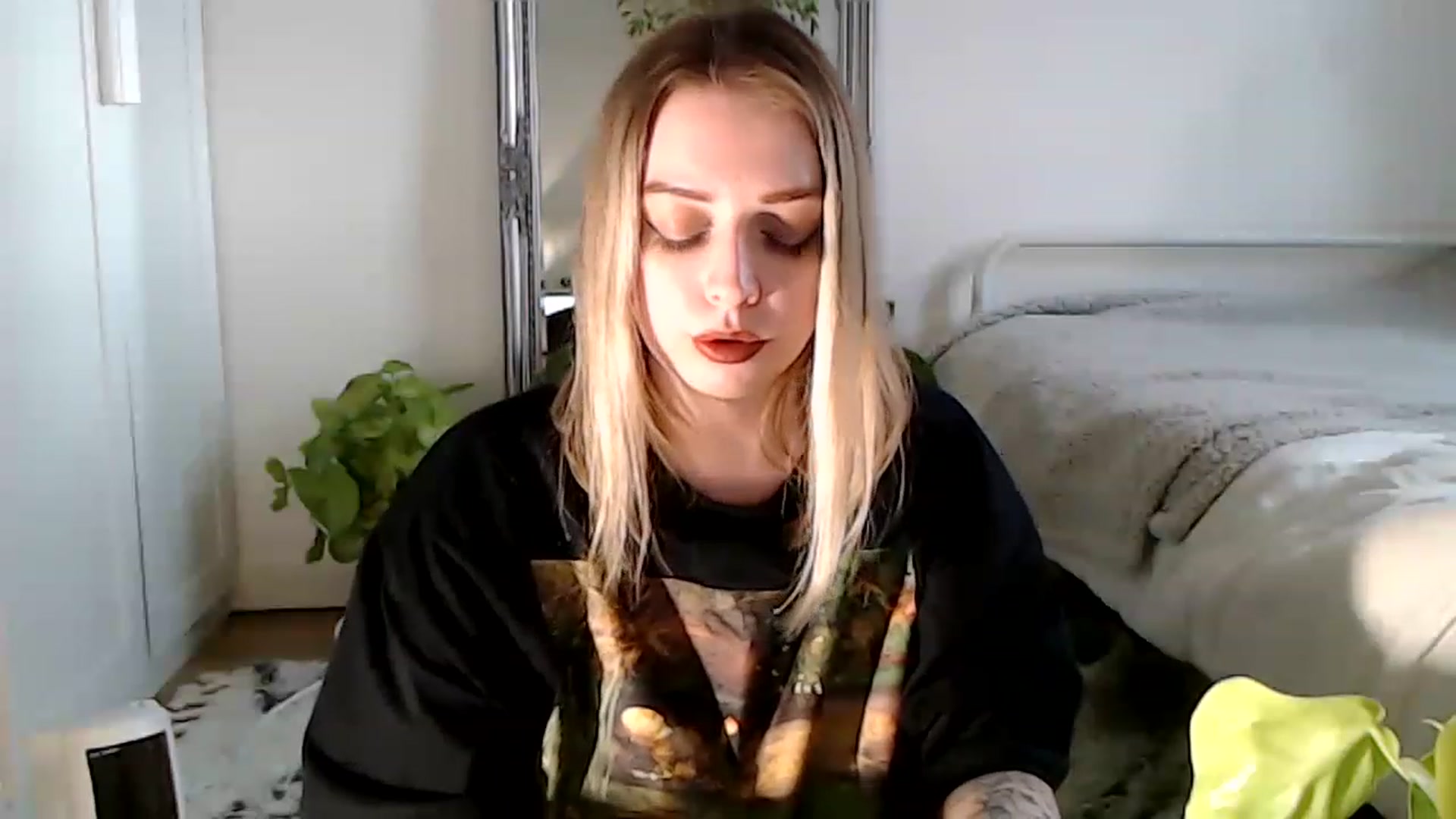 Gallery image thumbnail from Spring__'s myfreecams stream on, 01/27/2023, 15:03 image 9 of 20