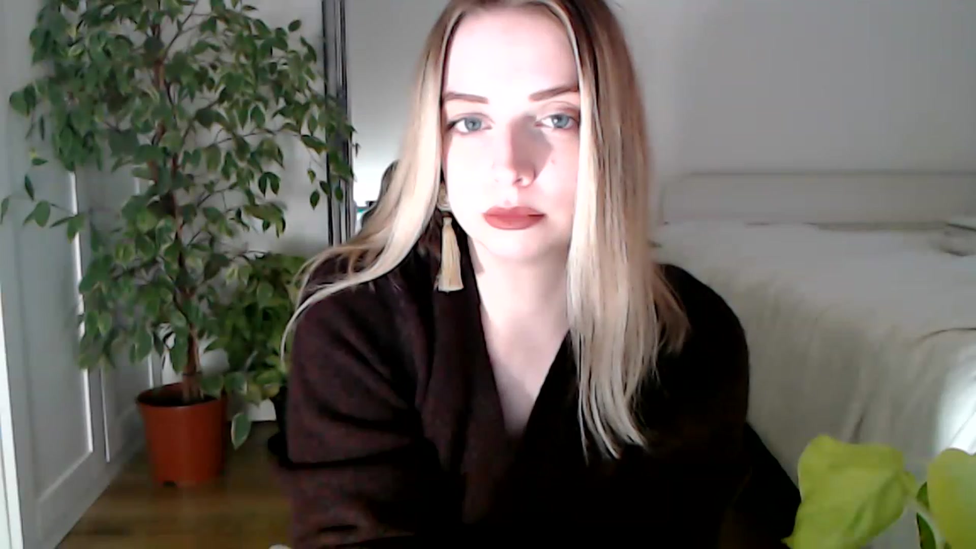 Gallery image thumbnail from Spring__'s myfreecams stream on, 02/01/2023, 17:14 image 5 of 20