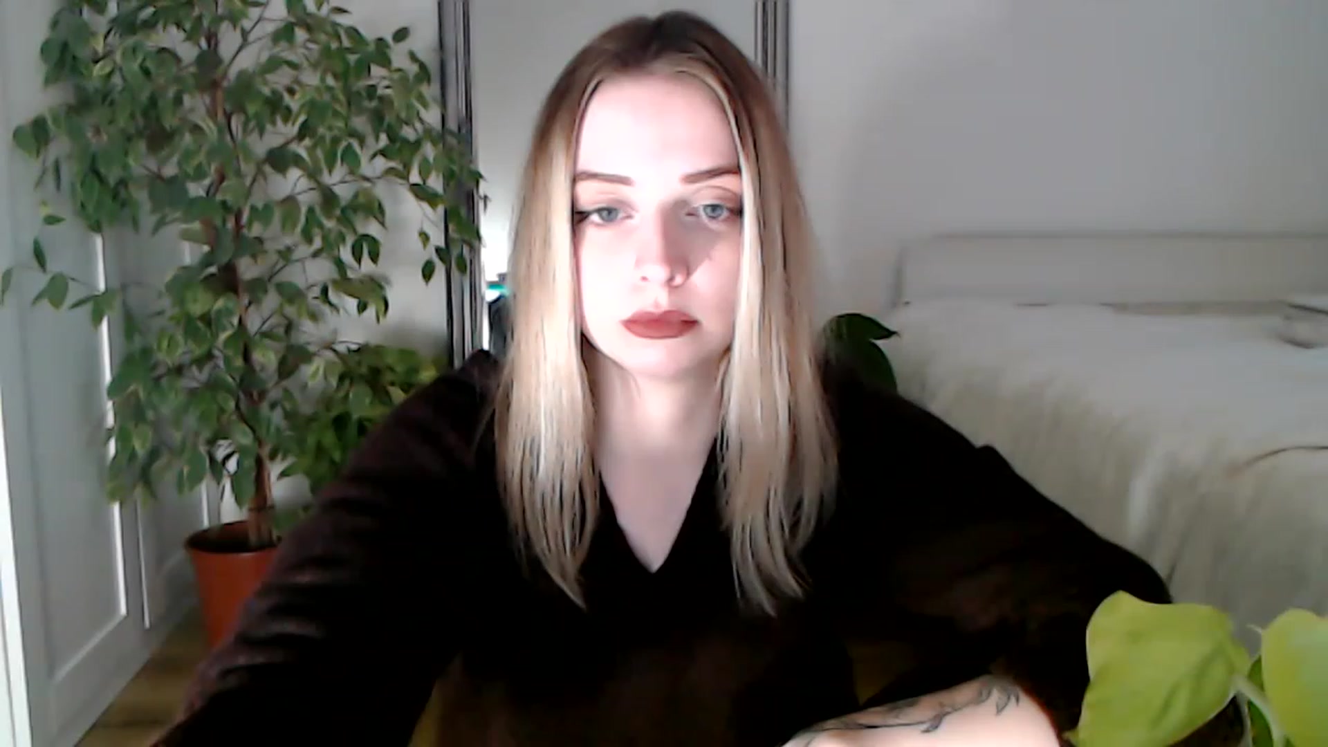 Gallery image thumbnail from Spring__'s myfreecams stream on, 02/01/2023, 17:14 image 3 of 20