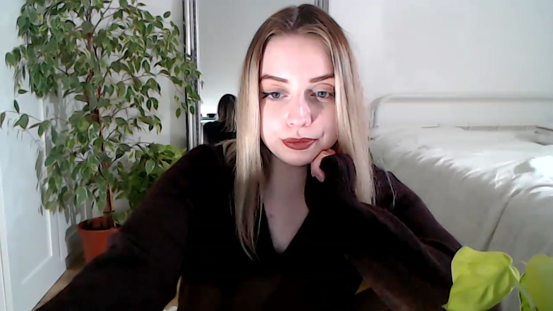 Gallery image thumbnail from Spring__'s myfreecams stream on, 02/01/2023, 17:14 image 17 of 20