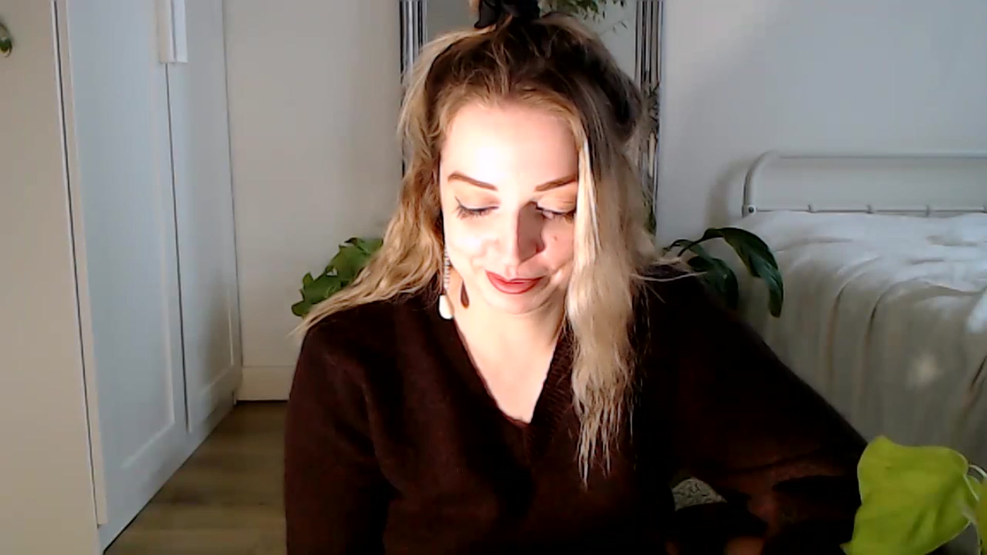 Gallery image thumbnail from Spring__'s myfreecams stream on, 02/02/2023, 14:06 image 10 of 20