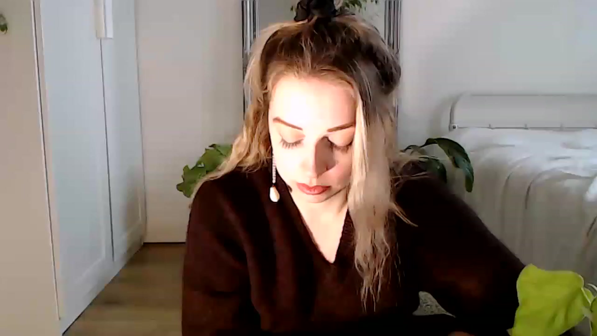 Gallery image thumbnail from Spring__'s myfreecams stream on, 02/02/2023, 14:06 image 7 of 20