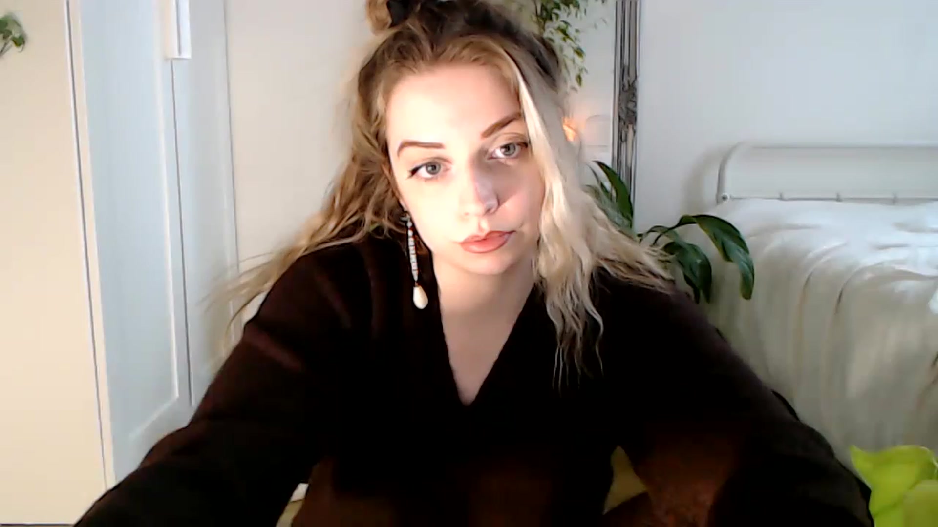 Gallery image thumbnail from Spring__'s myfreecams stream on, 02/02/2023, 14:06 image 18 of 20