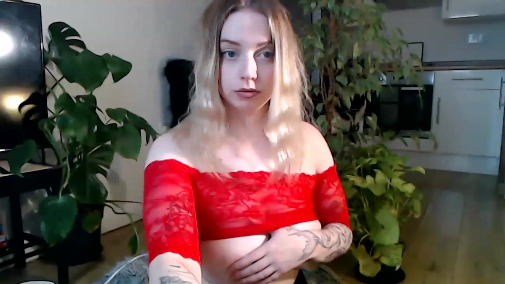 Gallery image thumbnail from Spring__'s myfreecams stream on, 05/09/2023, 16:29 image 15 of 20