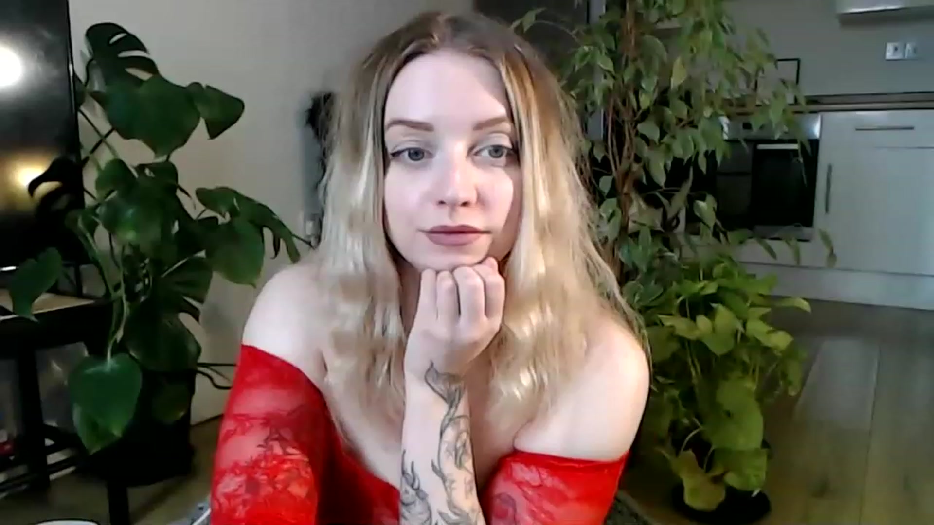 Gallery image thumbnail from Spring__'s myfreecams stream on, 05/09/2023, 16:29 image 9 of 20