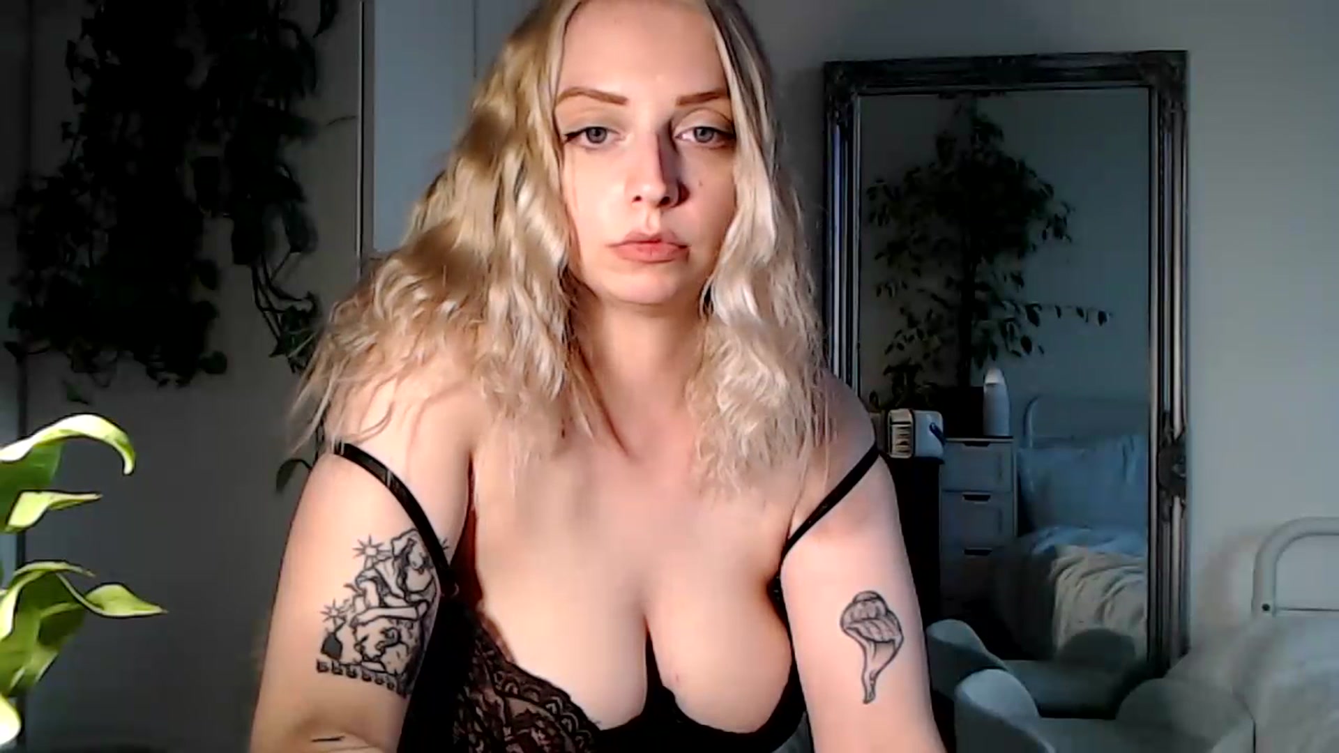 Gallery image thumbnail from Spring__'s myfreecams stream on, 07/02/2023, 18:52 image 12 of 20