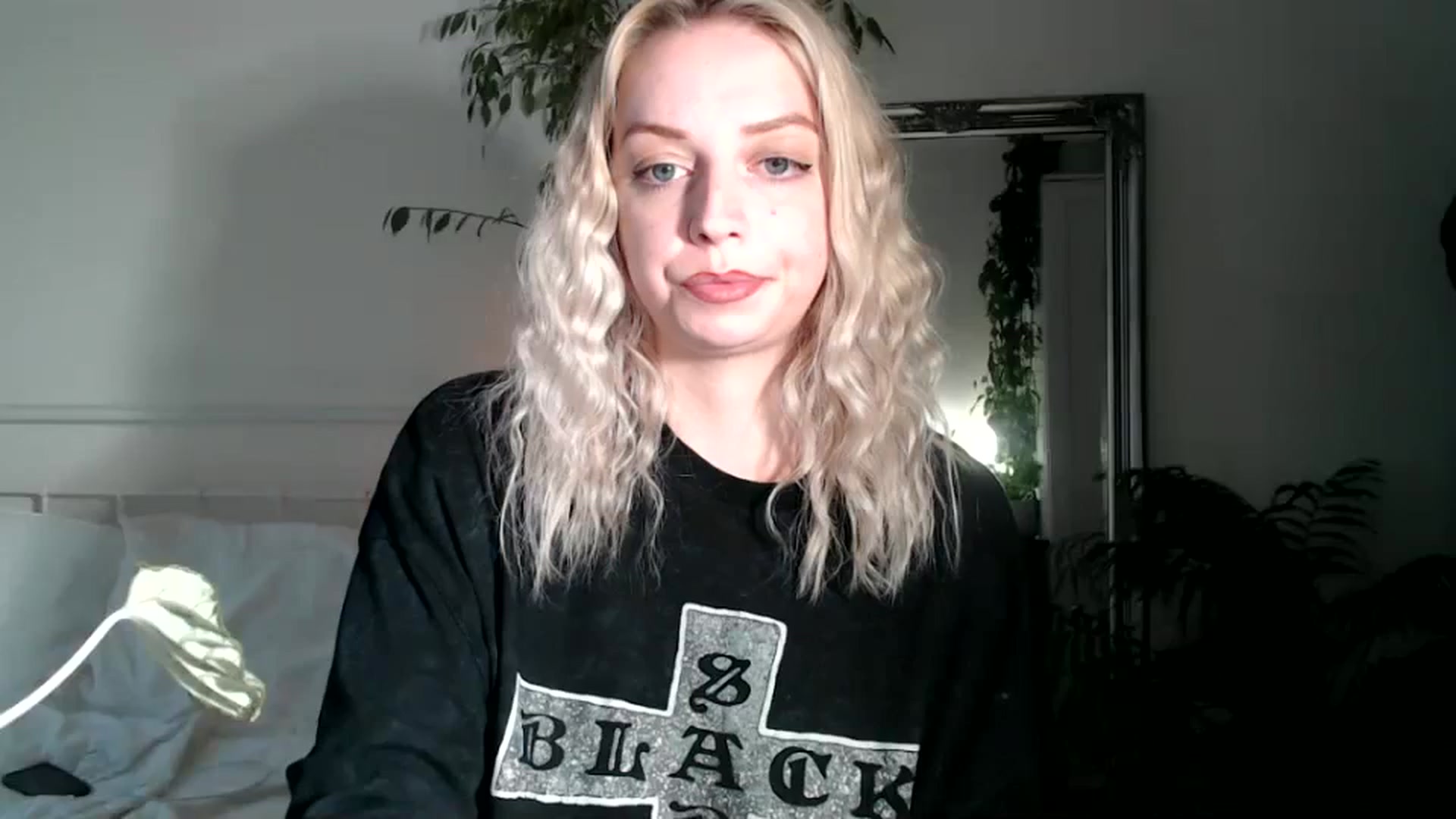 Gallery image thumbnail from Spring__'s myfreecams stream on, 08/29/2023, 18:22 image 16 of 20