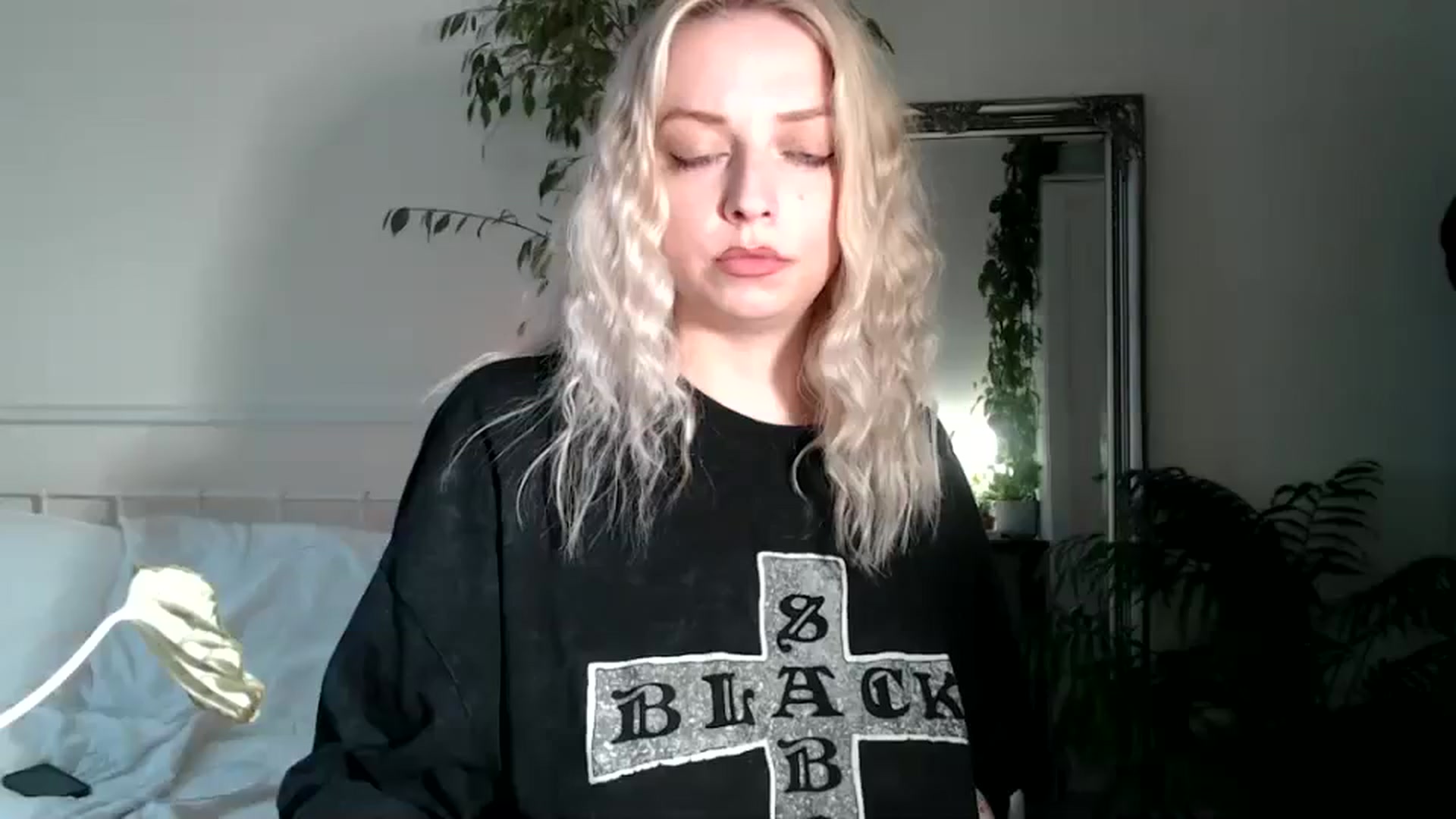 Gallery image thumbnail from Spring__'s myfreecams stream on, 08/29/2023, 18:22 image 12 of 20