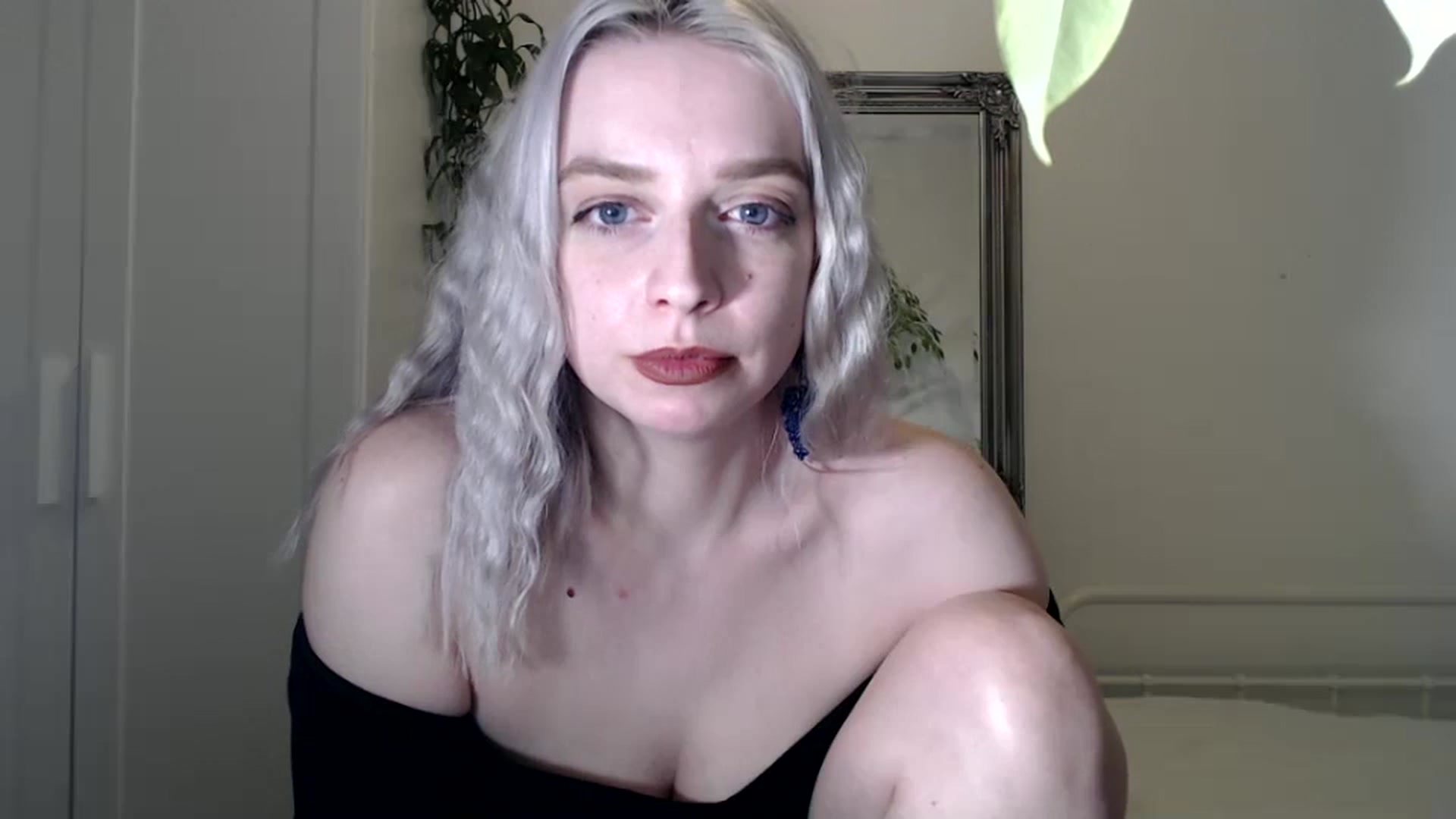 Gallery image thumbnail from Spring__'s myfreecams stream on, 02/01/2024, 19:36 image 3 of 20
