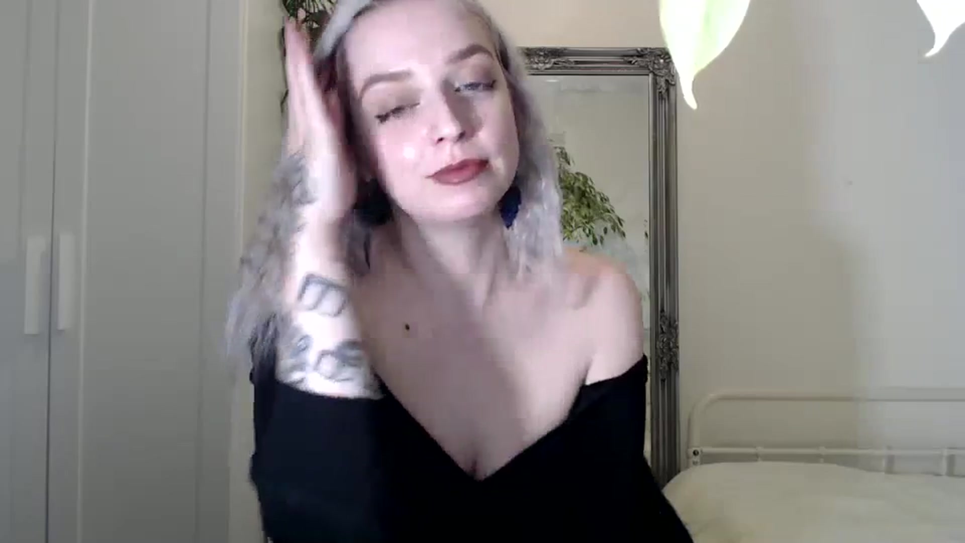 Gallery image thumbnail from Spring__'s myfreecams stream on, 02/01/2024, 19:36 image 6 of 20
