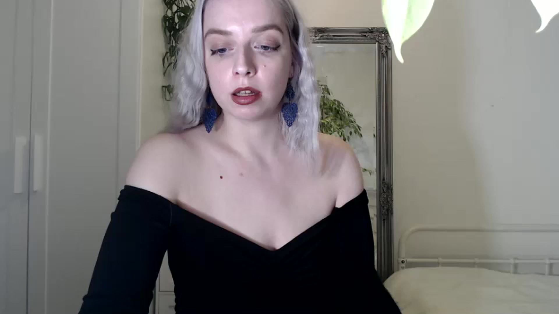 Gallery image thumbnail from Spring__'s myfreecams stream on, 02/01/2024, 19:36 image 7 of 20