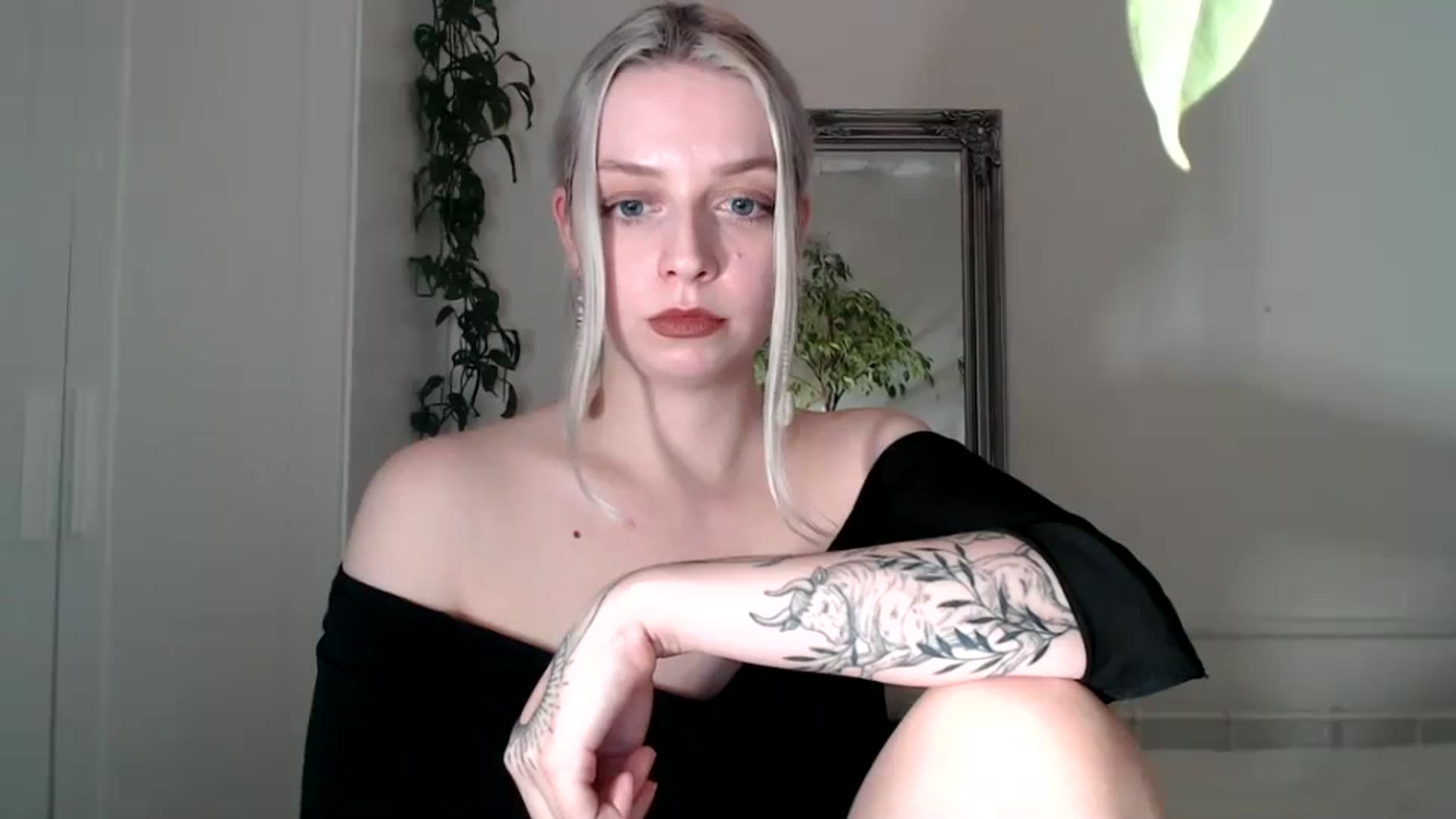Gallery image thumbnail from Spring__'s myfreecams stream on, 02/03/2024, 20:54 image 6 of 20