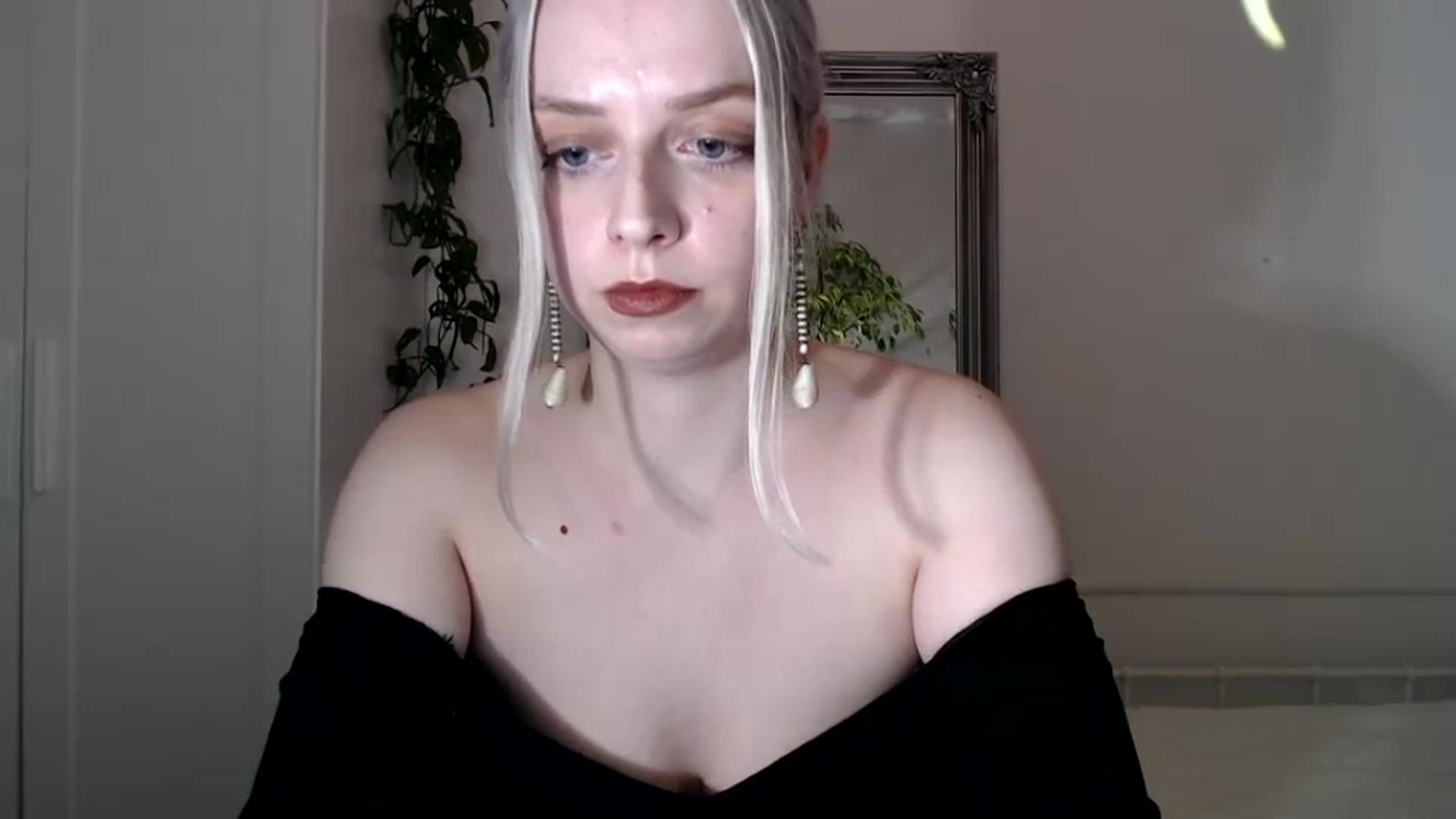 Gallery image thumbnail from Spring__'s myfreecams stream on, 02/03/2024, 20:54 image 14 of 20