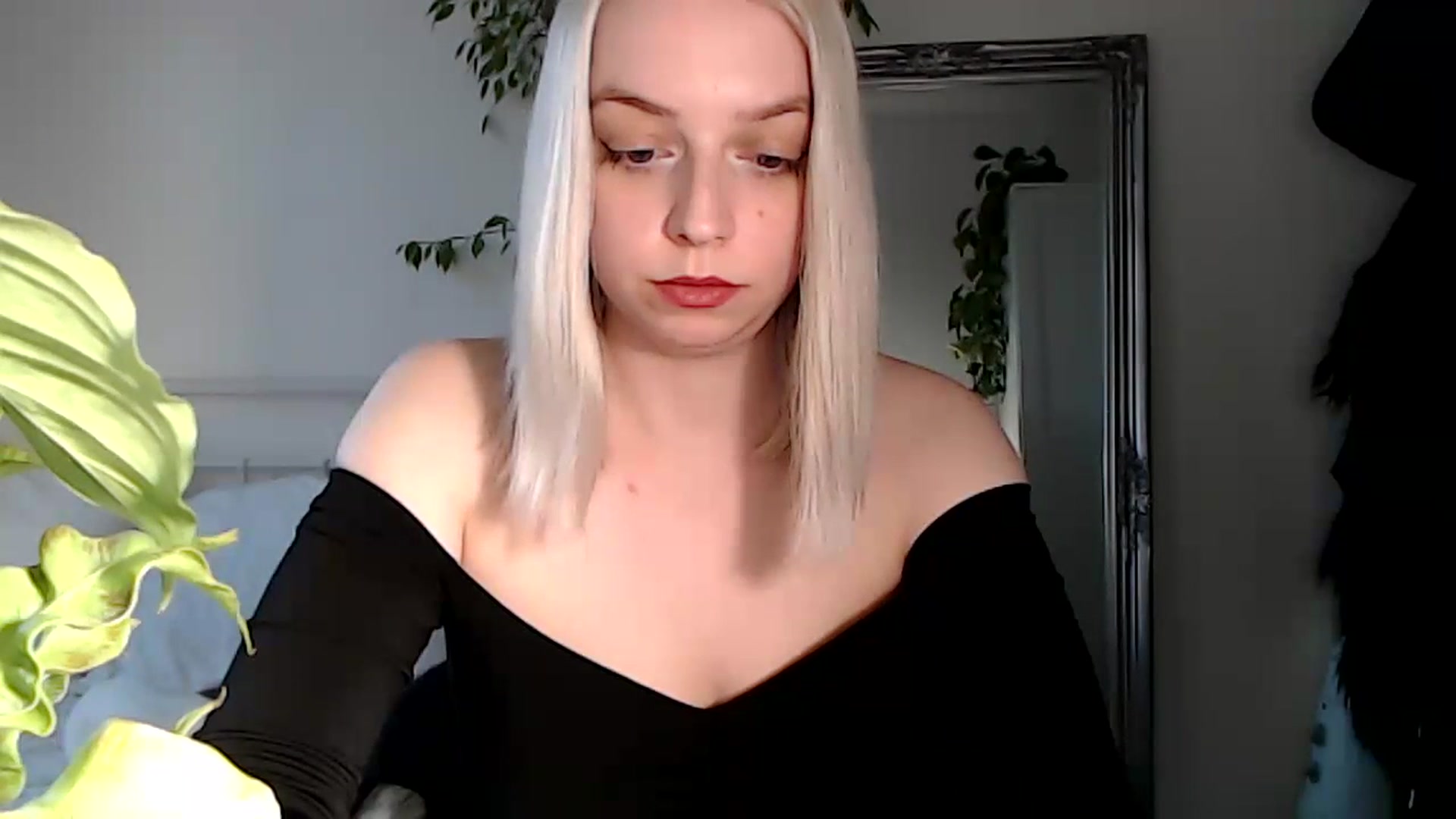 Gallery image thumbnail from Spring__'s myfreecams stream on, 04/03/2024, 18:08 image 7 of 20