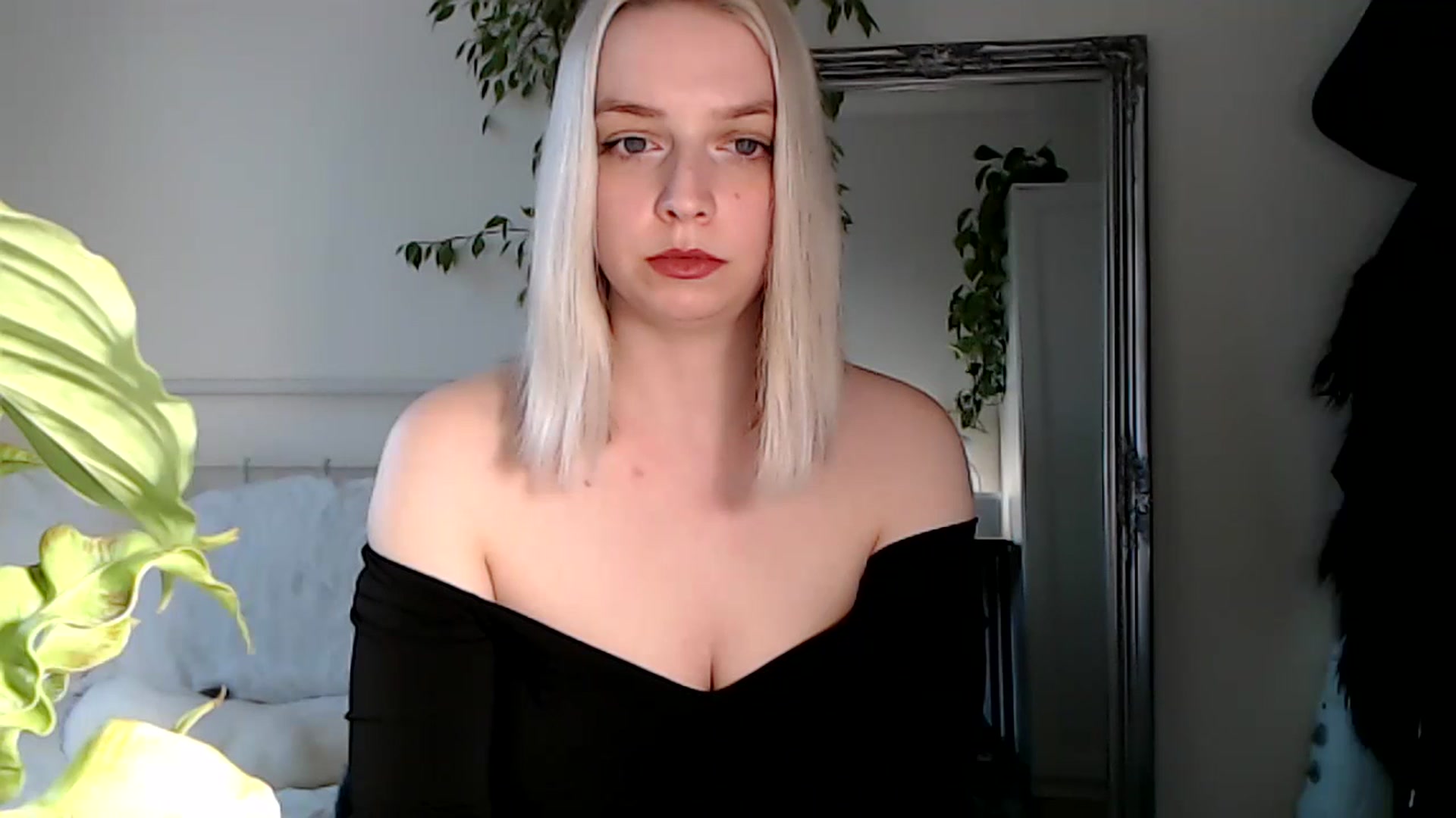 Gallery image thumbnail from Spring__'s myfreecams stream on, 04/03/2024, 18:08 image 6 of 20